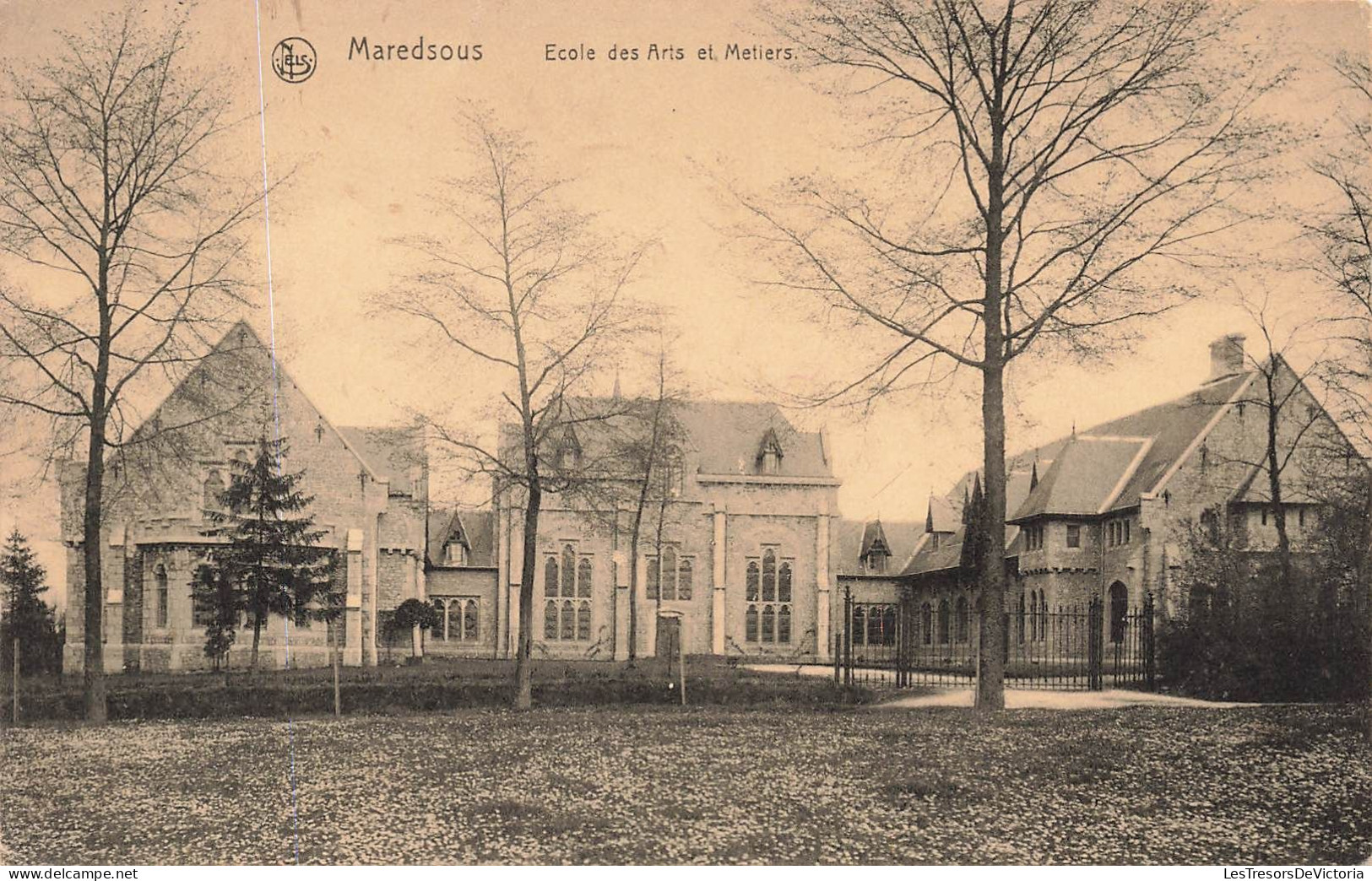 BELGIQUE - Anhée - Maredsous - Ecole Des Arts Et Metiers - Façade Principale - Carte Postale Ancienne - Anhee