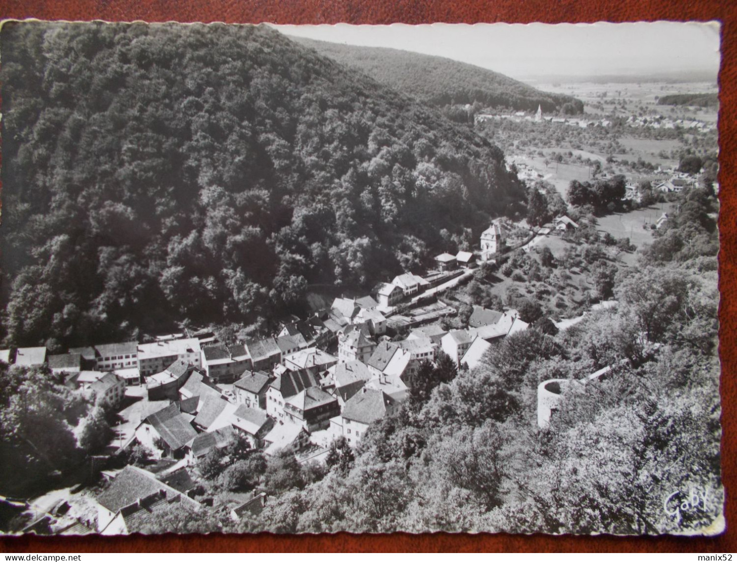 68 - FERRETTE - Vue Générale Prise Du Château. (CPSM Rare) - Ferrette