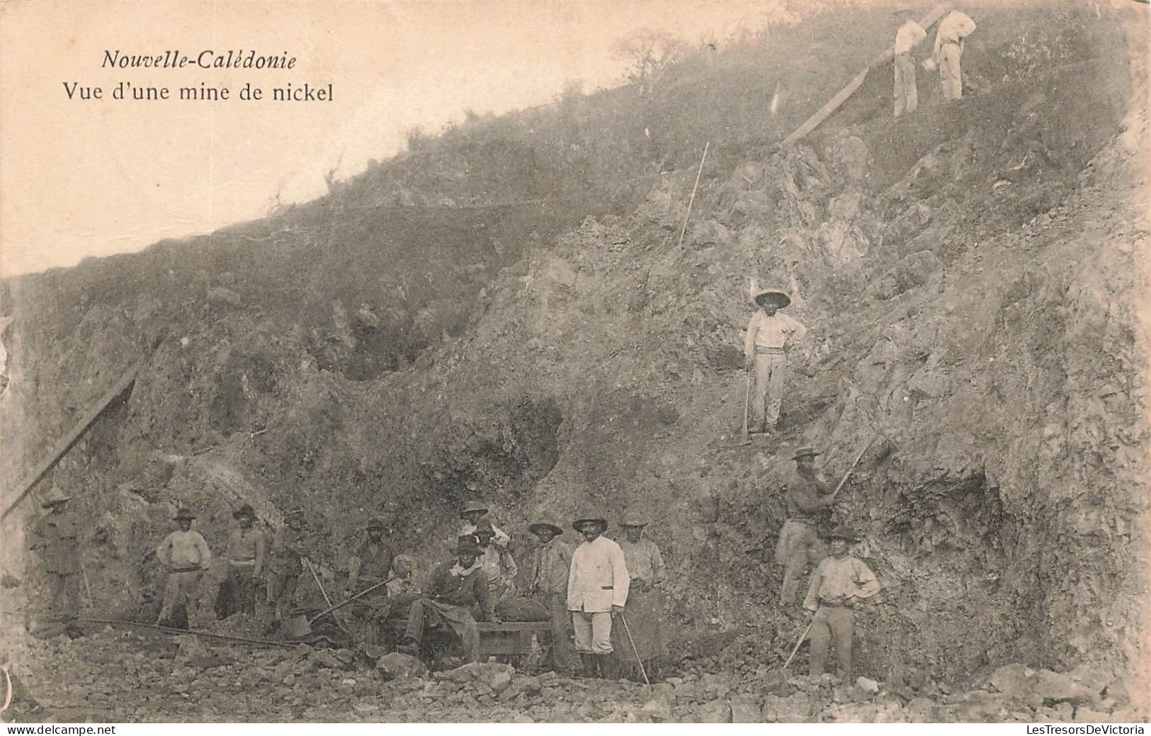 Nouvelle Calédonie - Vue D'une Mine De Nickel - Animé - Mineur -   Carte Postale Ancienne - Neukaledonien