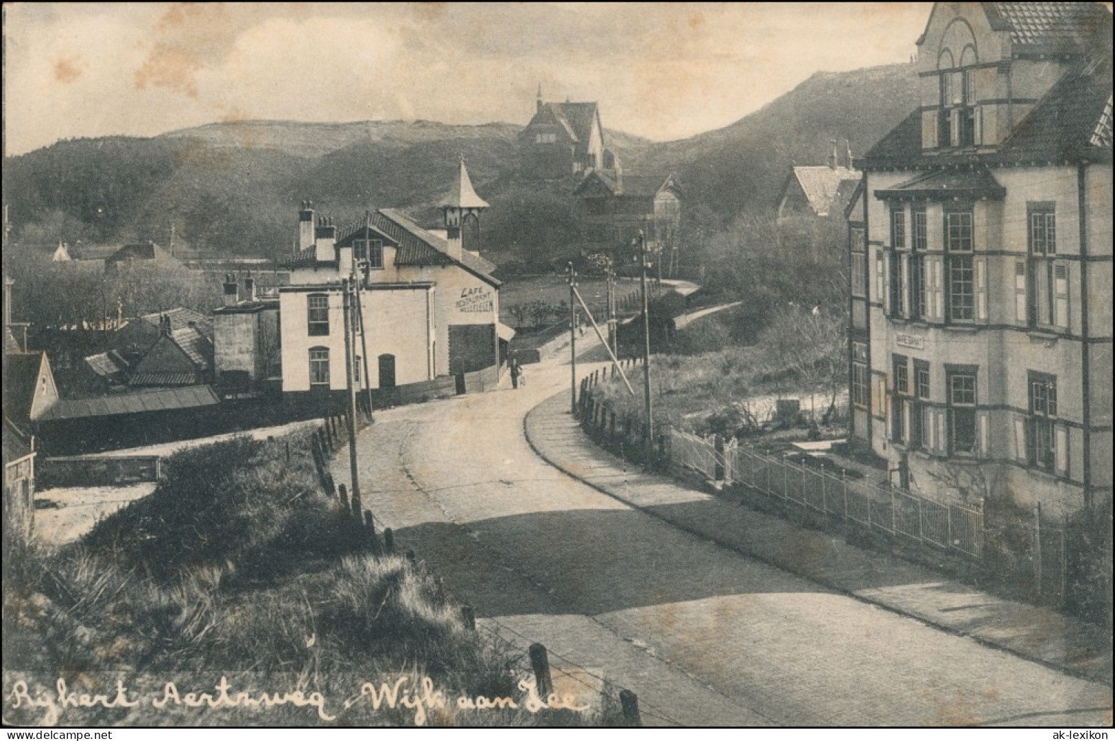 Postkaart Wijk Aan Zee Straßenpartie Cafe 1917 - Wijk Aan Zee