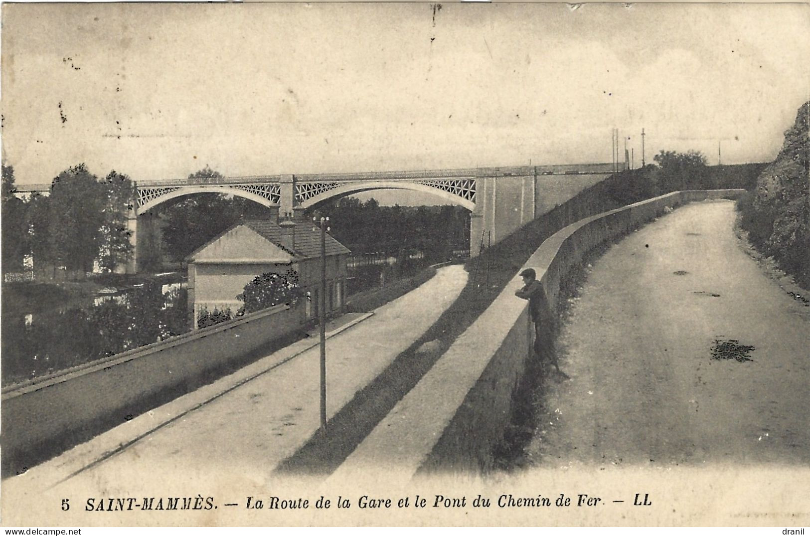 77 - Seine Et Marne - SAINT MAMMES - 5 La Route De La Gare Et Le Pont Du Chemin De Fer - Saint Mammes