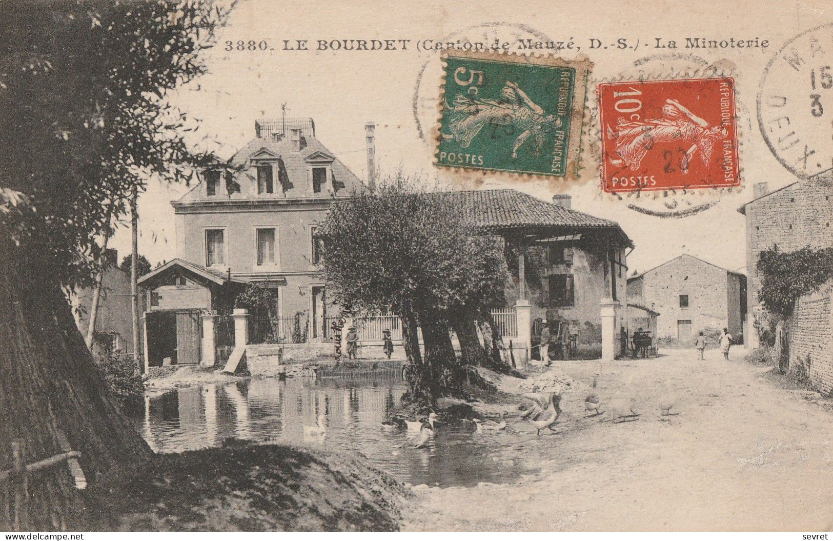 LE BOURDET (Canton De Mauzé) . - La Minoterie. Carte Pas Courante - Mauze Sur Le Mignon