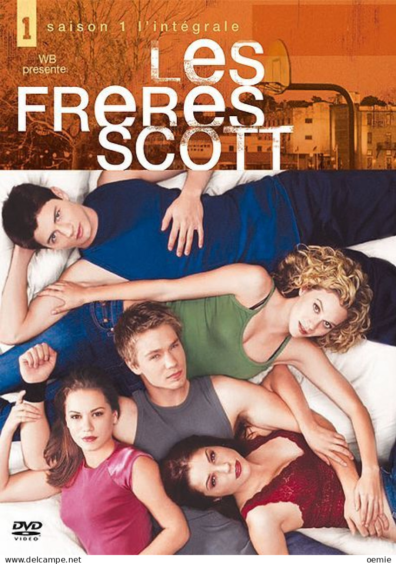 LES FRERES SCOTT   L INTEGRALE DE LA  SAISON   1 ( 6 DVD  ) 22   EPISODES  DE  907 Mm  ENVIRON - Action, Aventure