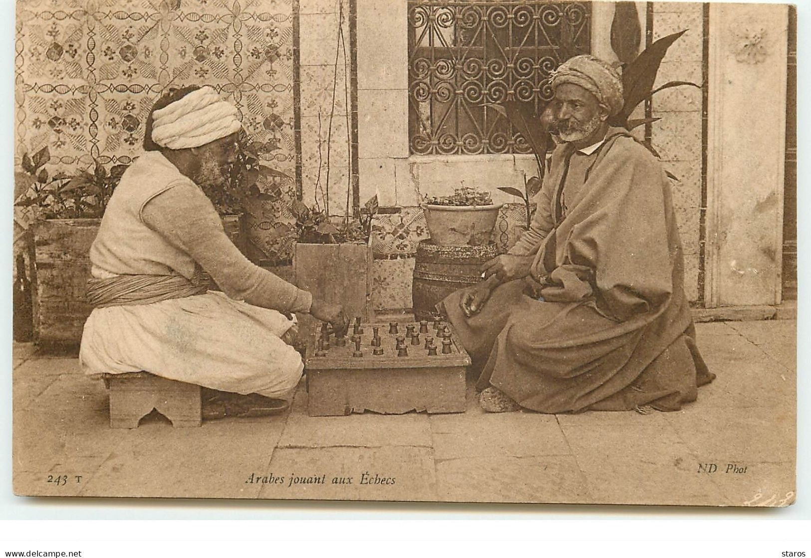 Arabes Jouant Aux Echecs - Schach