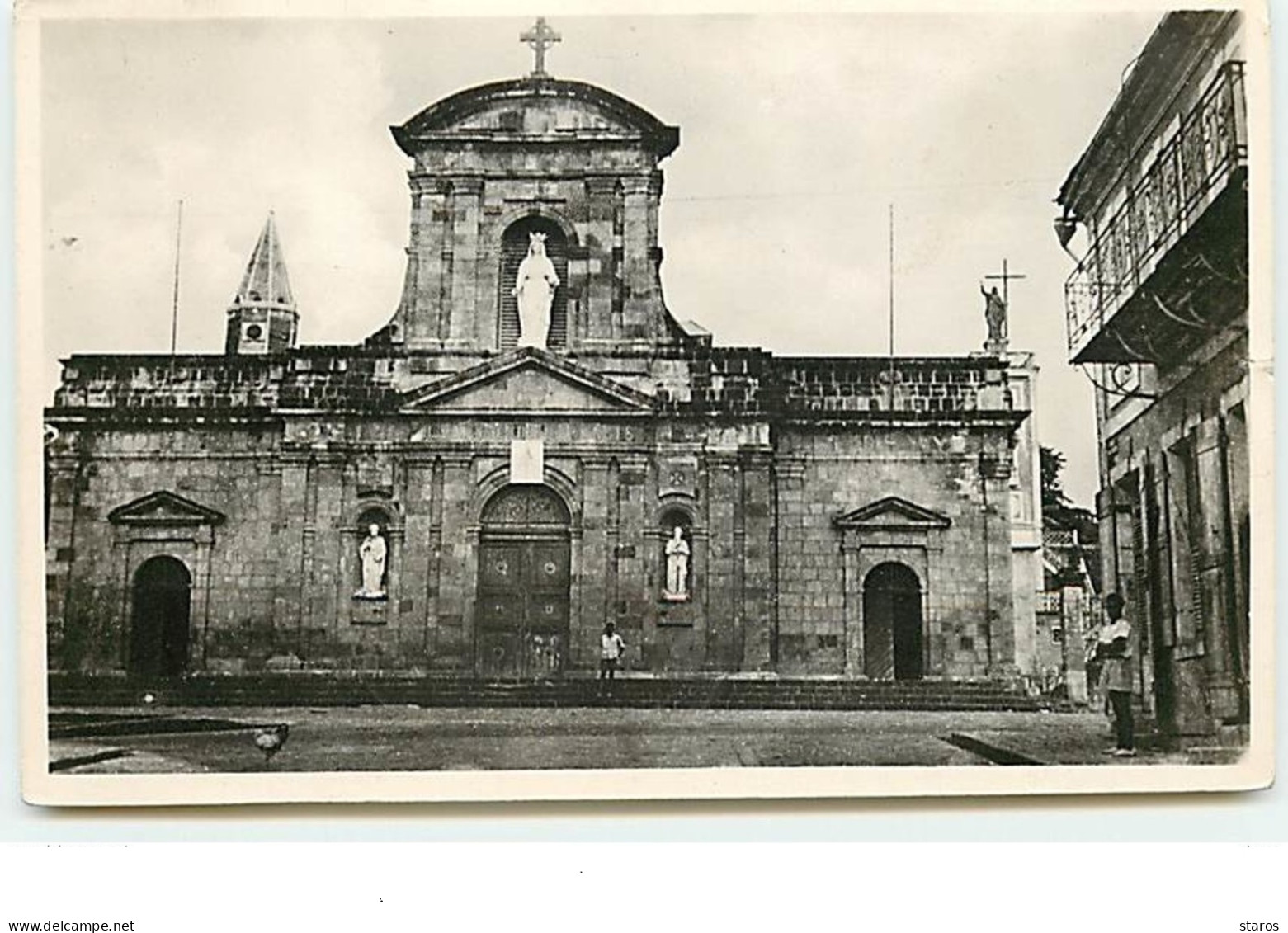 BASSE-TERRE - La Cathédrale - Basse Terre