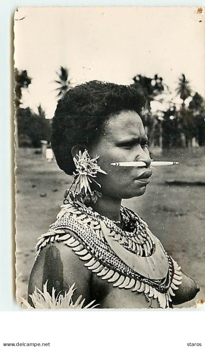 Mission De PAPOUASIE - Jeune Femme Ornée (Mékéo) (vendu En L'état) - Papoea-Nieuw-Guinea