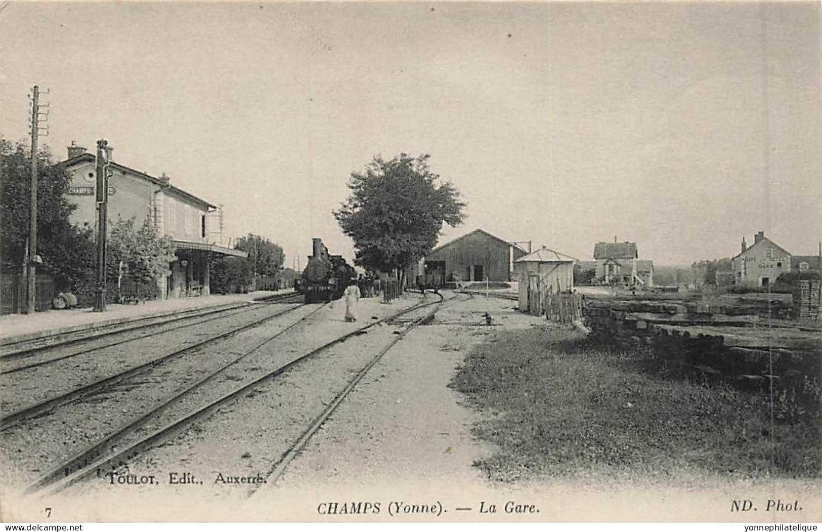 89 - YONNE - CHAMPS - La Gare  - 11172 - Champs Sur Yonne