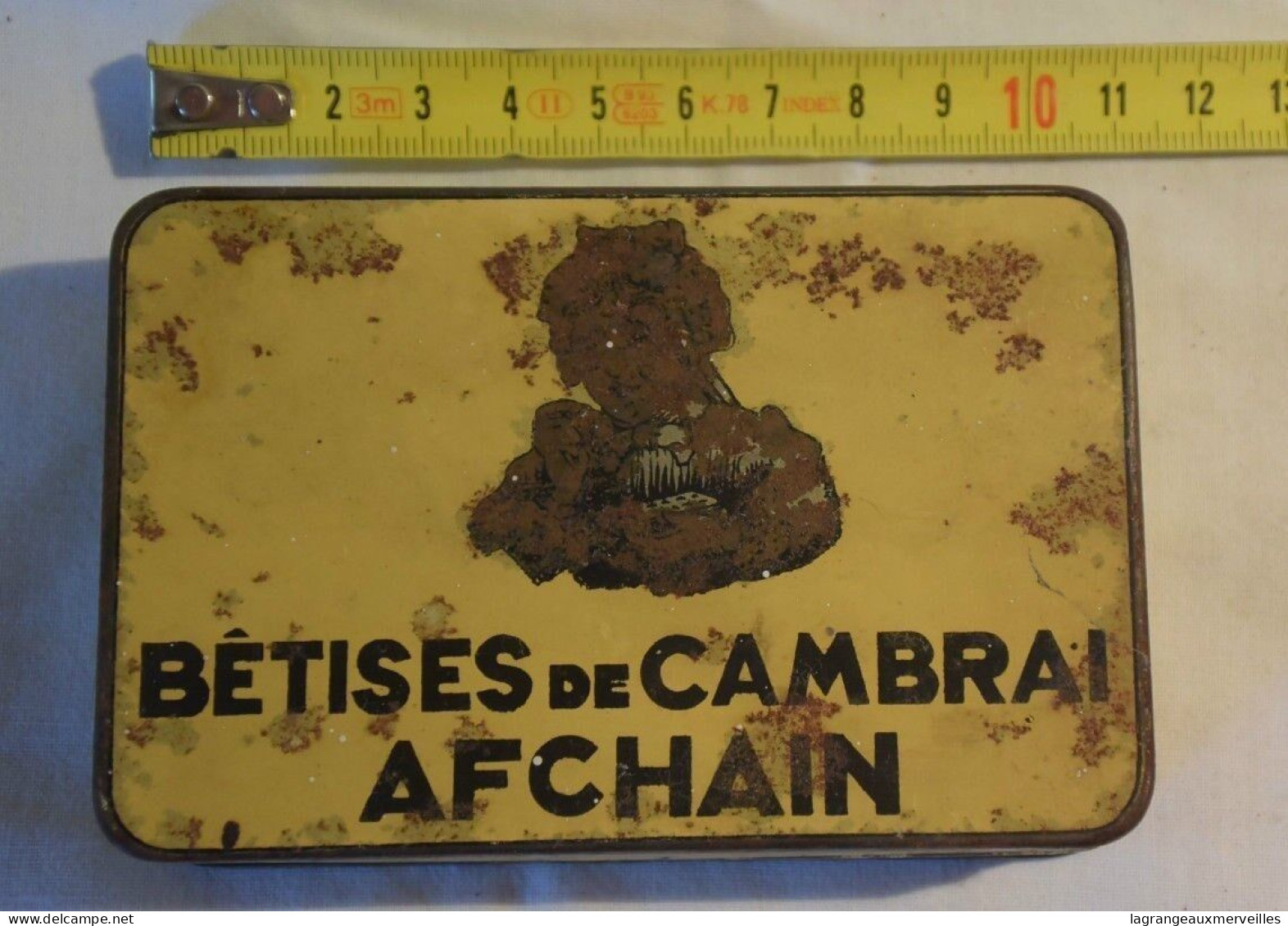 C54 Ancienne Boite Métallique Bétises De Cambrai Afchain - Scatole