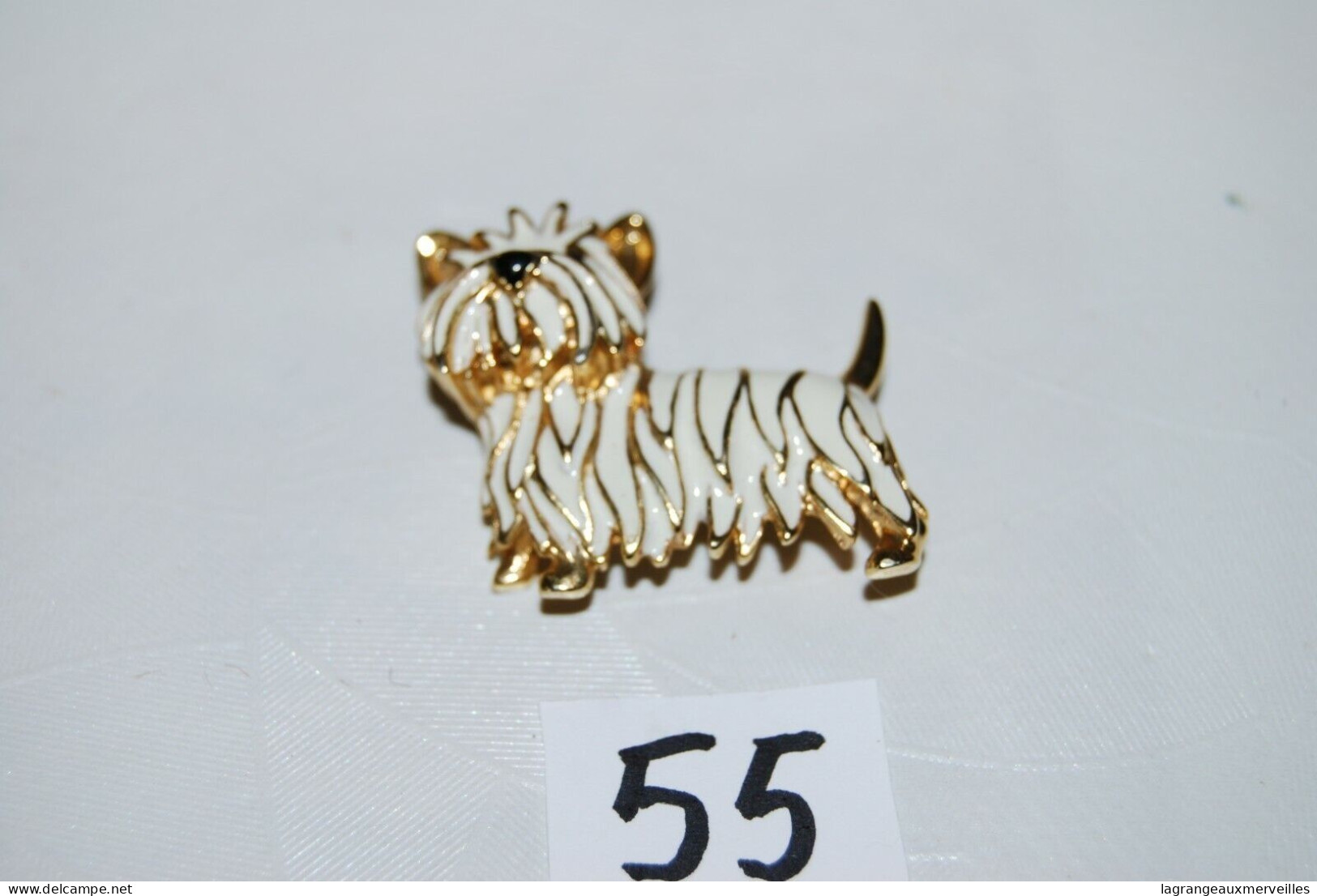 C55 Bijou Fantaisie - Broche - Chien - Brooches