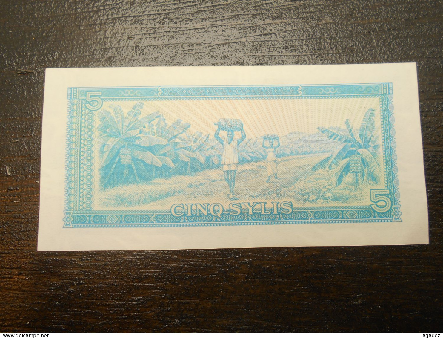 Ancien Billet De Banque Guinée  Cinq Sylis - Other - Africa