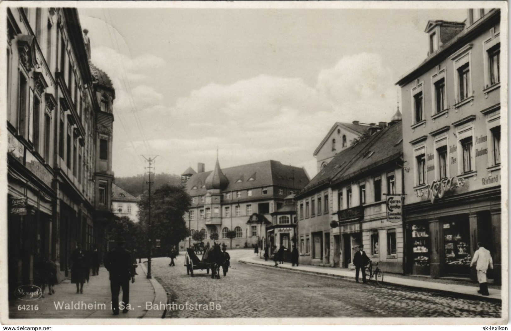 Ansichtskarte Waldheim (Sachsen) Bahnhofstraße - Geschäfte 1934 - Waldheim