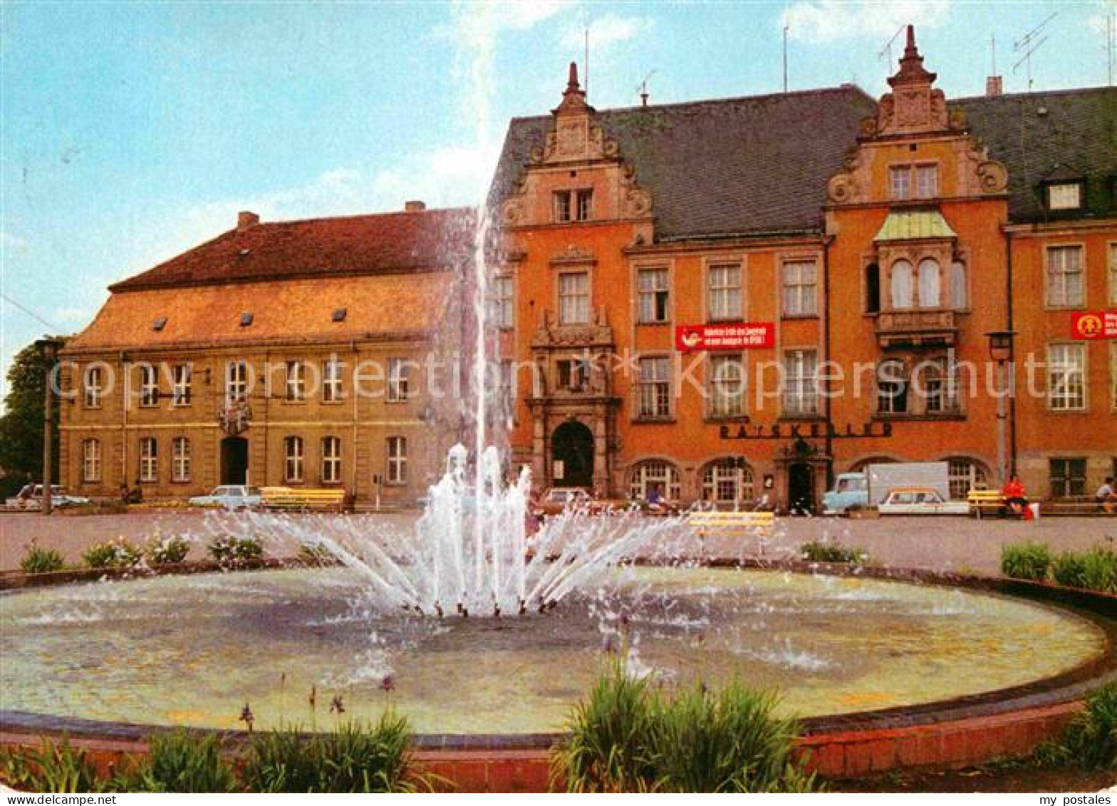 72650759 Finow Eberswalde Platz Der Freundschaft Springbrunnen Finow Eberswalde - Eberswalde