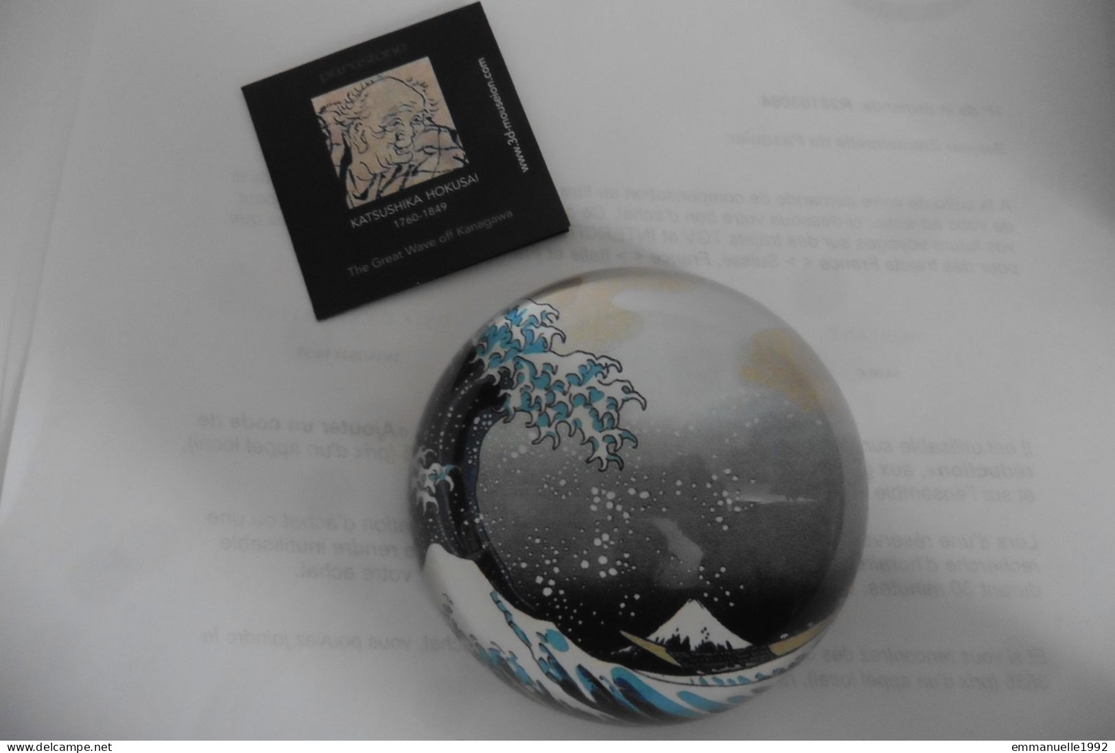 Presse Papier En Verre La Grande Vague De Hokusai - Art Japonais - Edition Spéciale Boutiques De Musées - Verre & Cristal