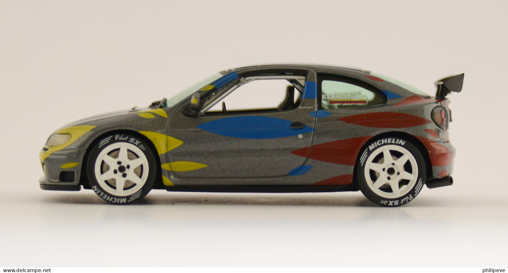 RENAULT Maxi Mégane Essais 95-96 - VITESSE 1:43 - Vitesse