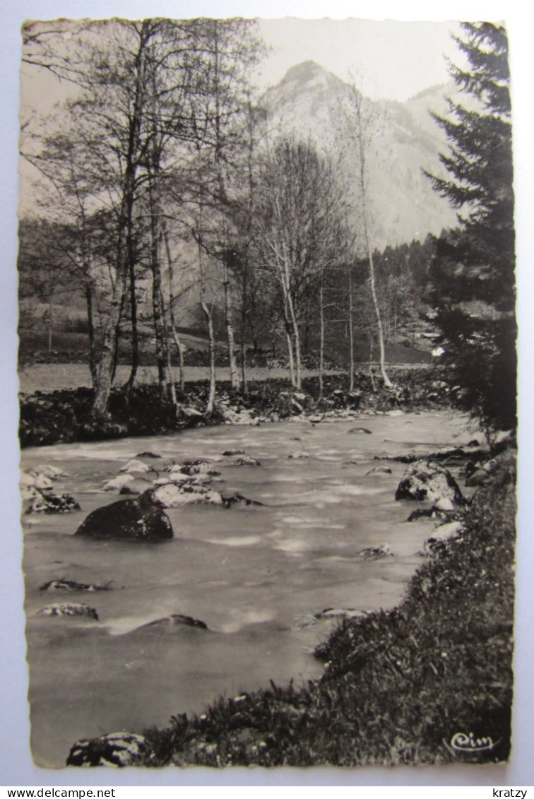 FRANCE - HAUTE SAVOIE - BELLEVAUX - Le Brevon Et Le Mont Billiat - 1951 - Bellevaux