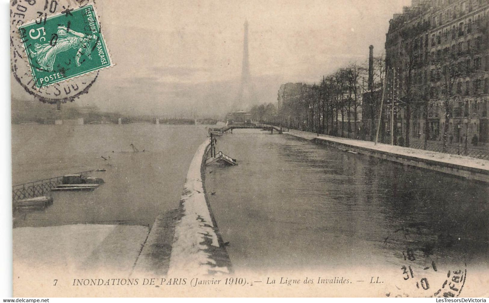 FRANCE - Paris - Inondations - Janvier 1910 - La Ligne Des Invalides  - Carte Postale Ancienne - De Overstroming Van 1910