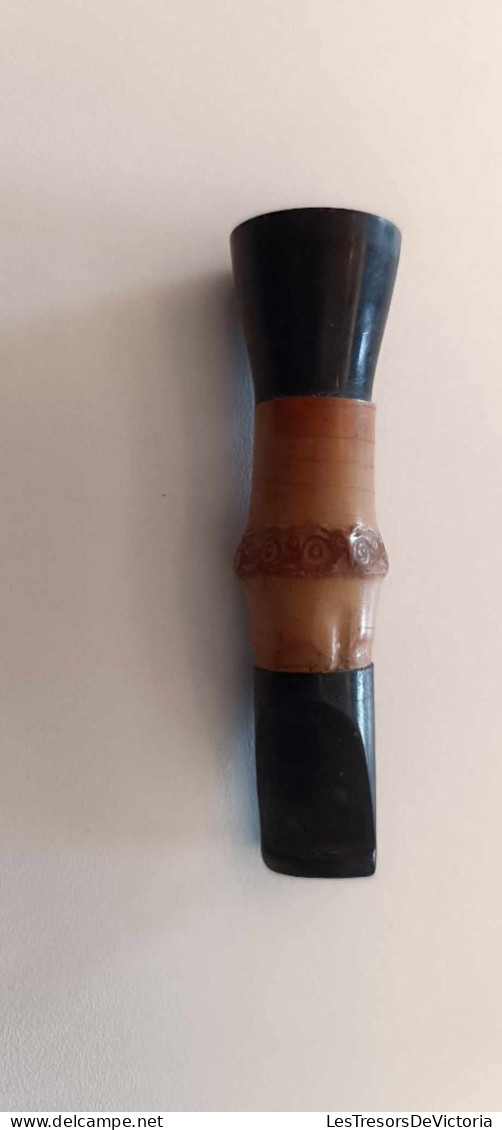 Lot De 16 Pipes De Divers Formes Et Matières - Bois - Céramique - Autres & Non Classés