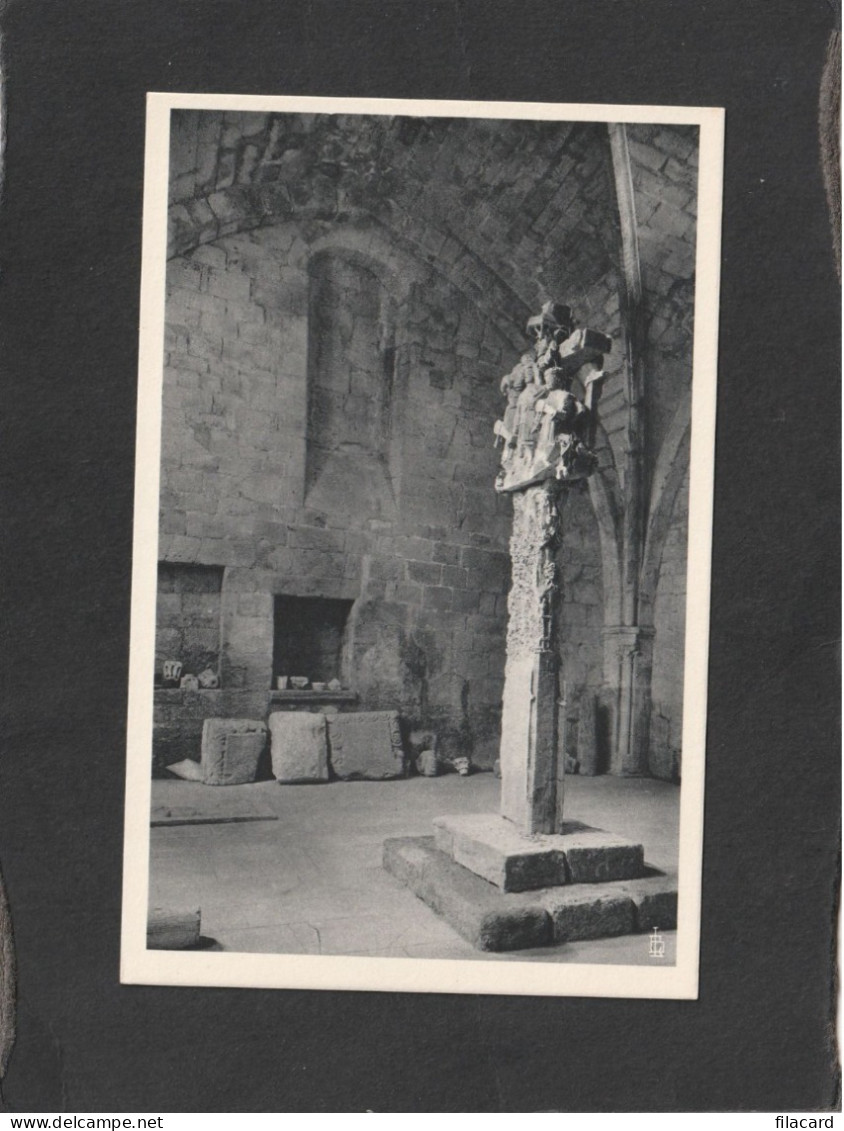 127161         Francia,   Abbaye  De  Fontfroide,  XIIe-XIIIe  Siecles,  L"Eglise, Calvaire  De La  Salle Des Morts, NV - Languedoc-Roussillon