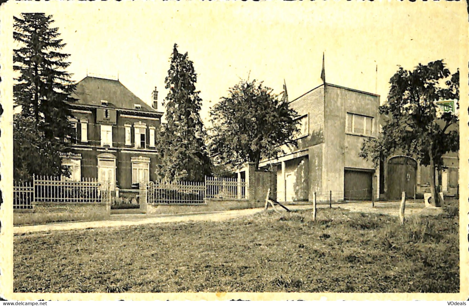 Belgique - Hainaut - Bersillies-L' Abbaye - Home Camille Joset - Les Deux Hommes - Pour Adultes Et Enfants - Erquelinnes