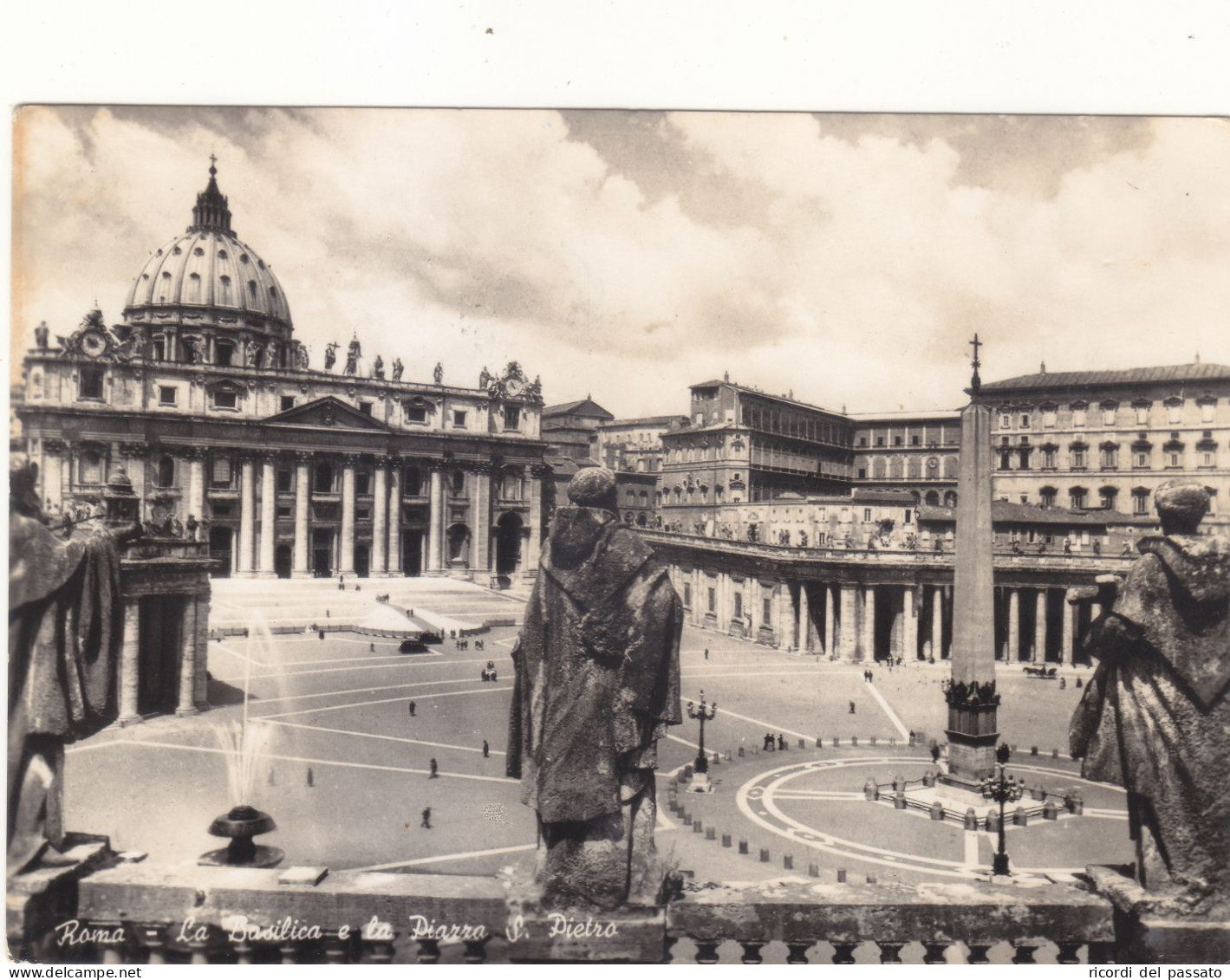 Cartolina Roma - La Basilica E La Piazza S.pietro - San Pietro
