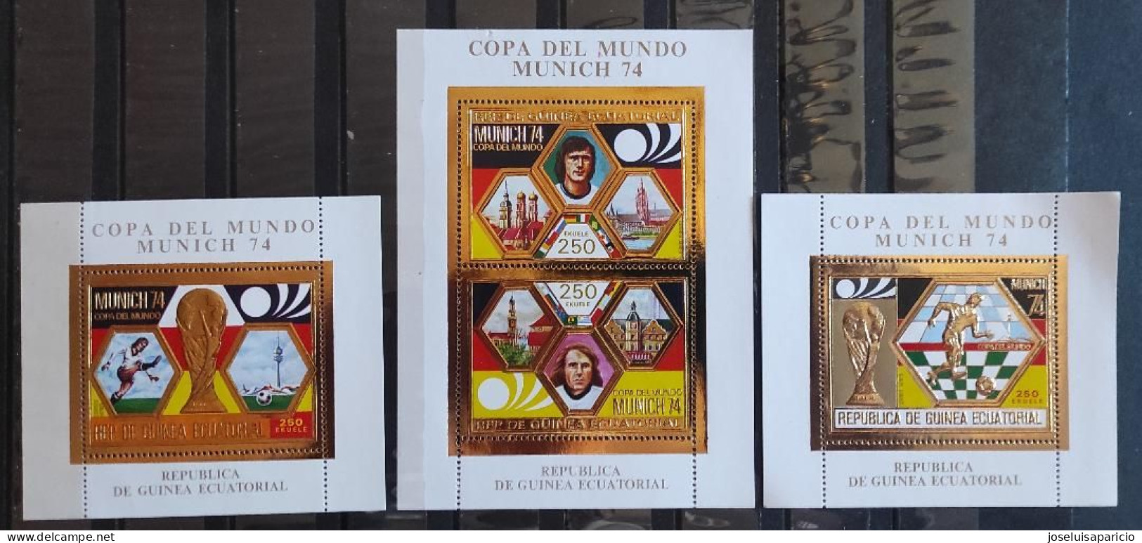 C0PA DEL MUNDO DE FUTBOL MUNICH 74- FASE FINAL MICHEL B118 B 119 B119 - 3 HOJAS DORADAS PERFFORADAS MNH++ - 1974 – West Germany