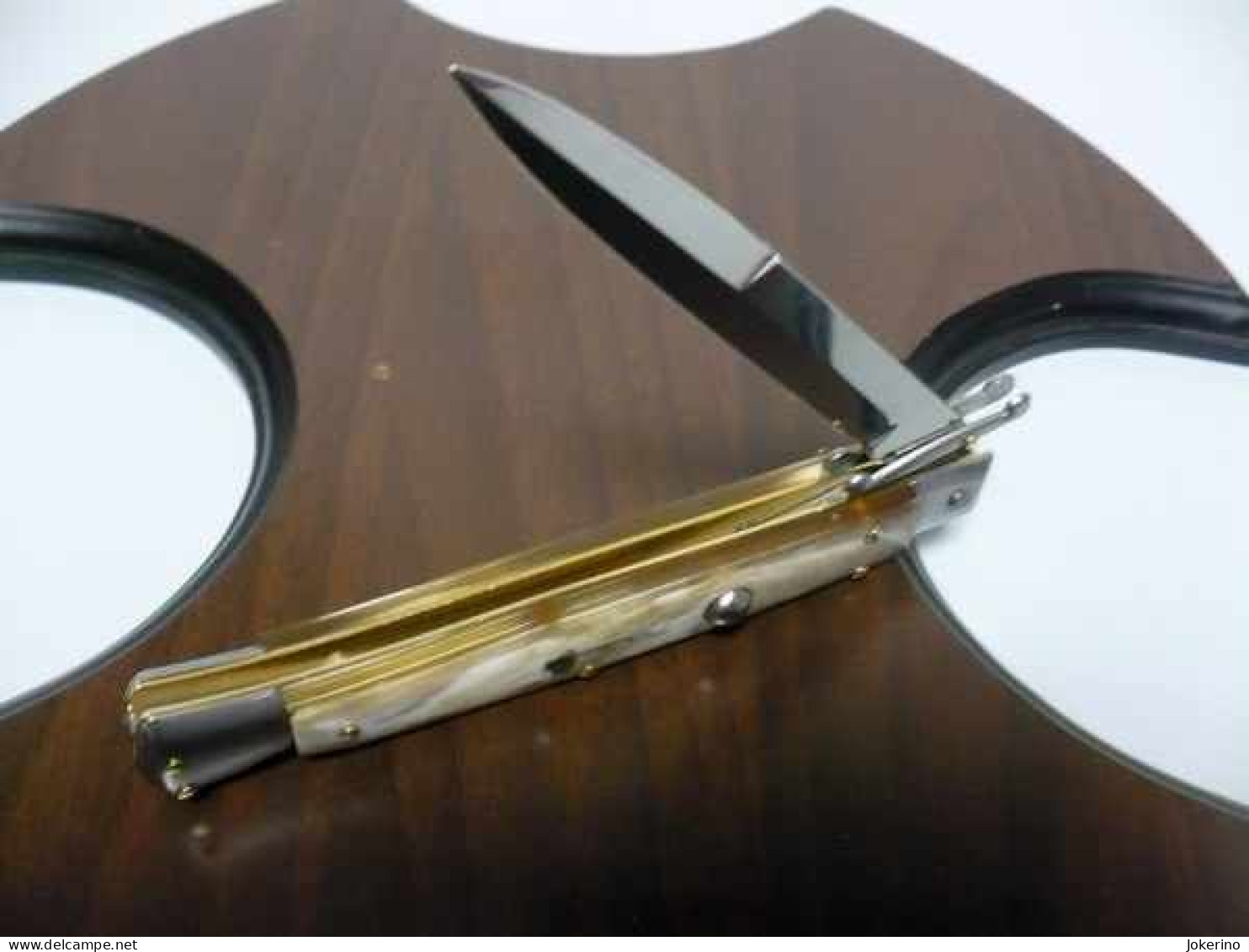 SWINGUARD-Frank Beltrame -italian stiletto- 28cm - impugnatura di corno di bufalo - modello FB 550/48B - 1