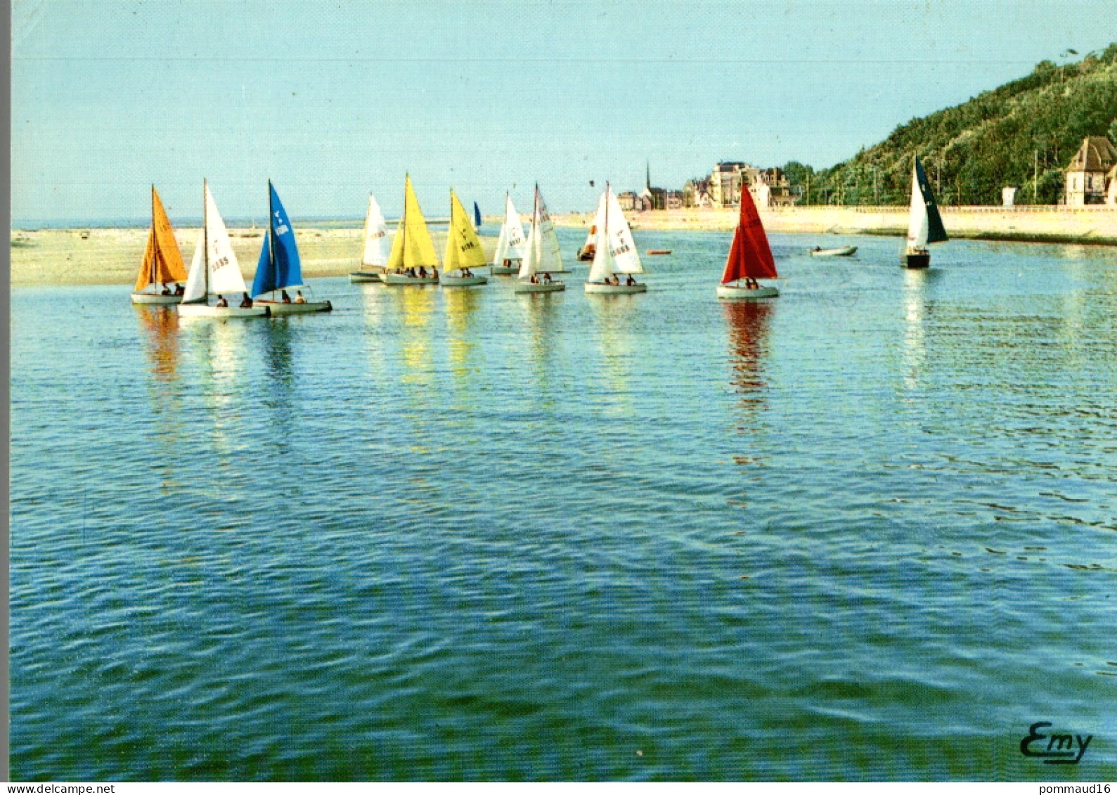 CPM Dives-sur-Mer-Houlgate Régates Sur La Dives - Zeilen