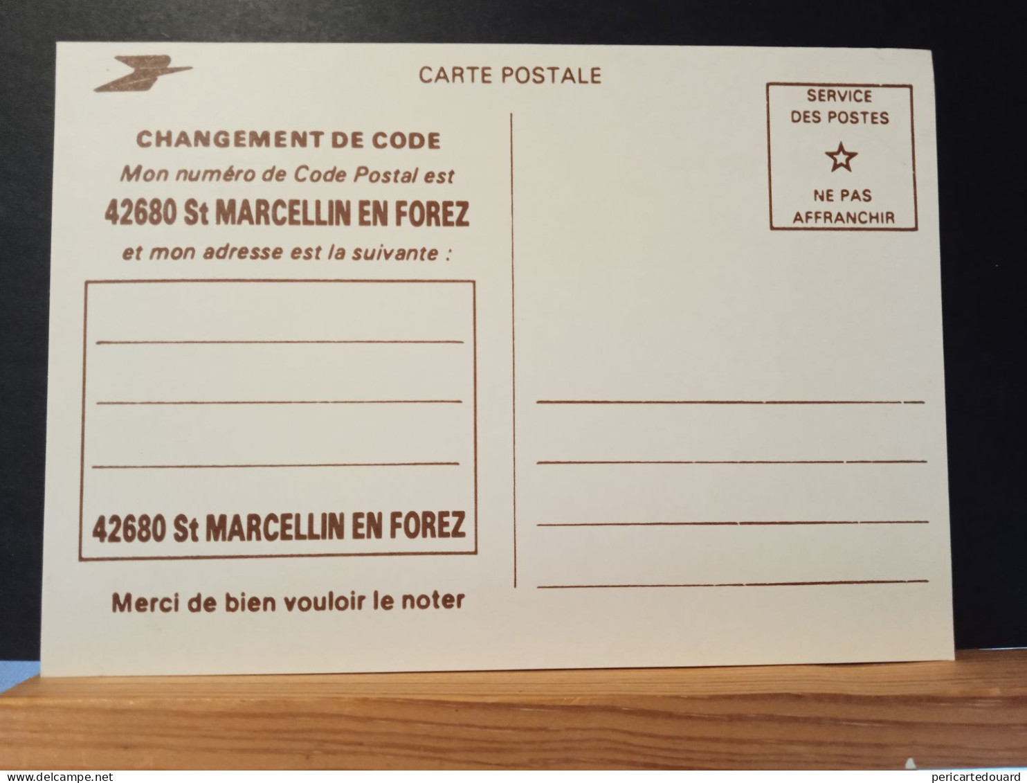 Code Postal. Carte Postale Blanche, En Franchise Pour Le  42680 St MARCELLIN EN FOREZ. Neuve - Lettere