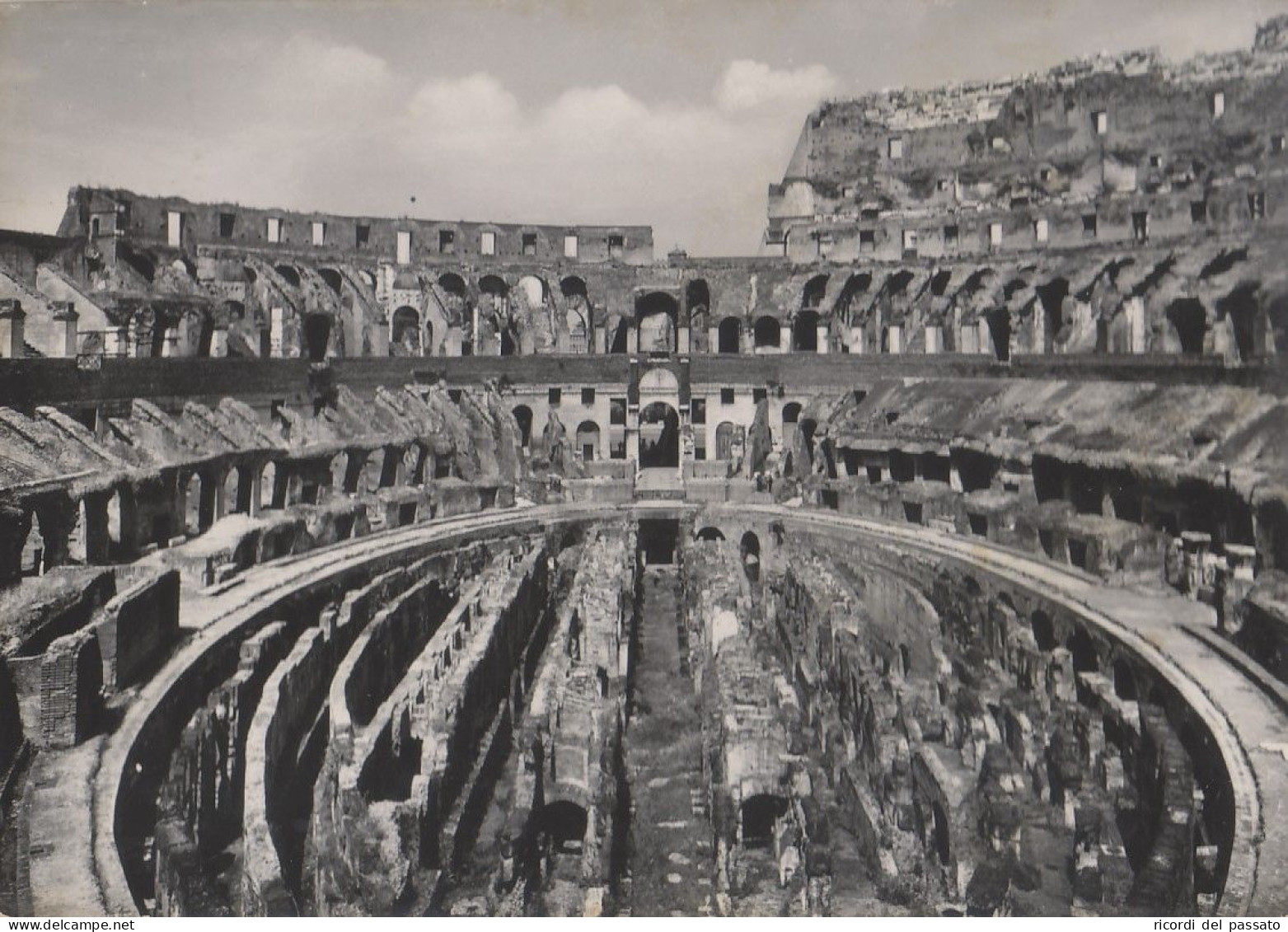 Cartolina Roma - Il Colosseo - Interno - Kolosseum