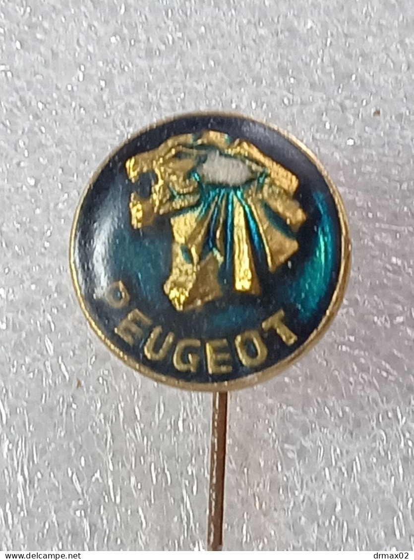 PEUGEOT Auto Moto CLUB YUGOSLAVIA / Car OLD LOGO Voiture - Vintage Pin Badge - Peugeot