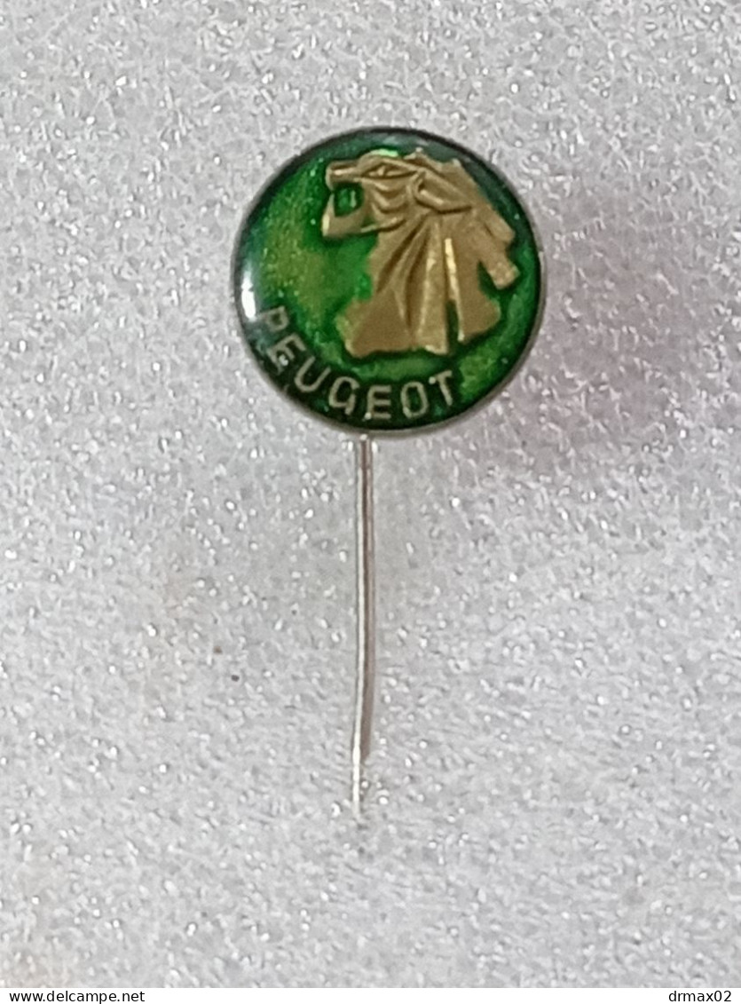 PEUGEOT Auto Moto CLUB YUGOSLAVIA / Car OLD LOGO Voiture - Vintage Pin Badge - Peugeot