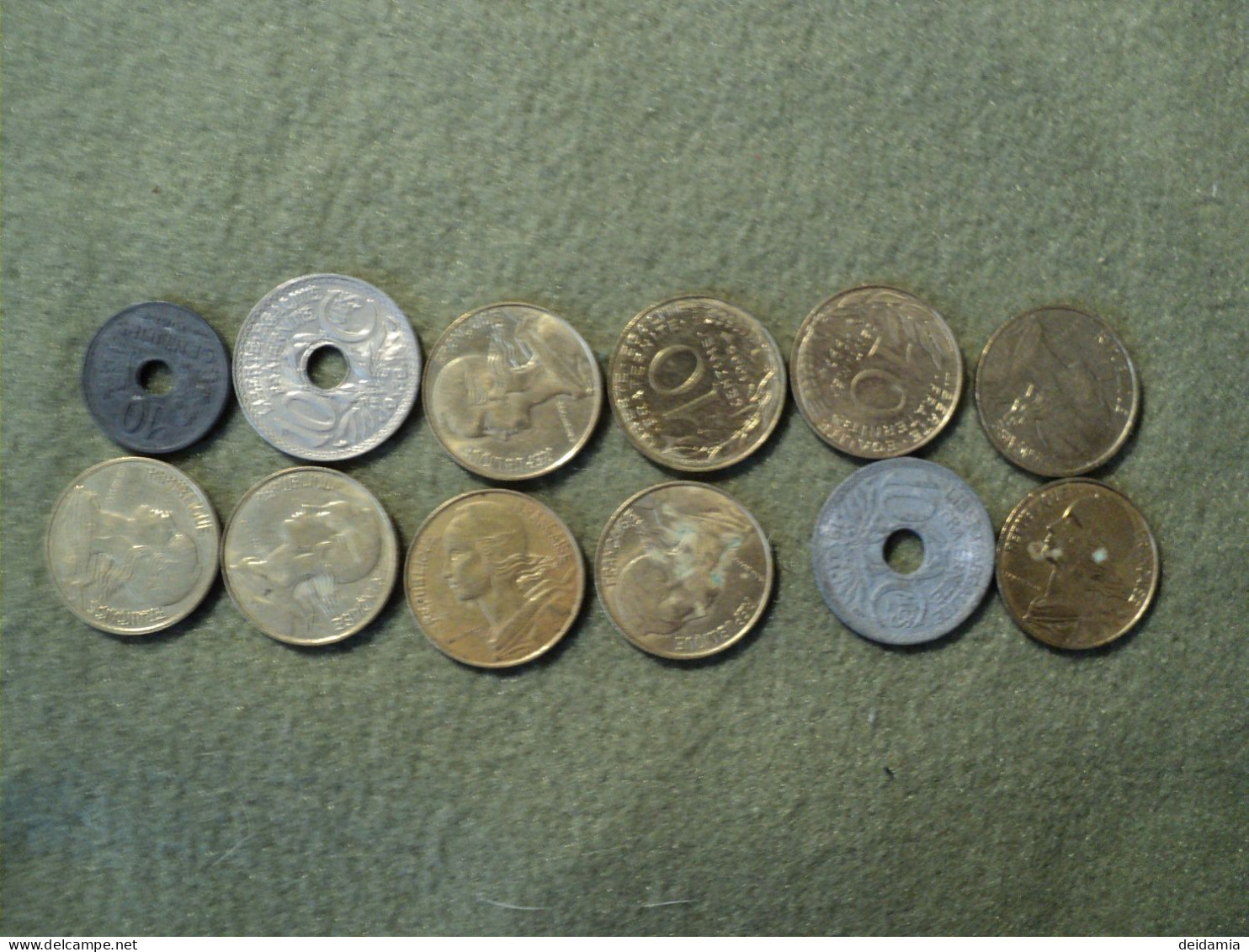 LOT DE 12 PIECES DE 10 CENTIMES DIFFERENTES. 1939 / 2000 - 10 Centimes