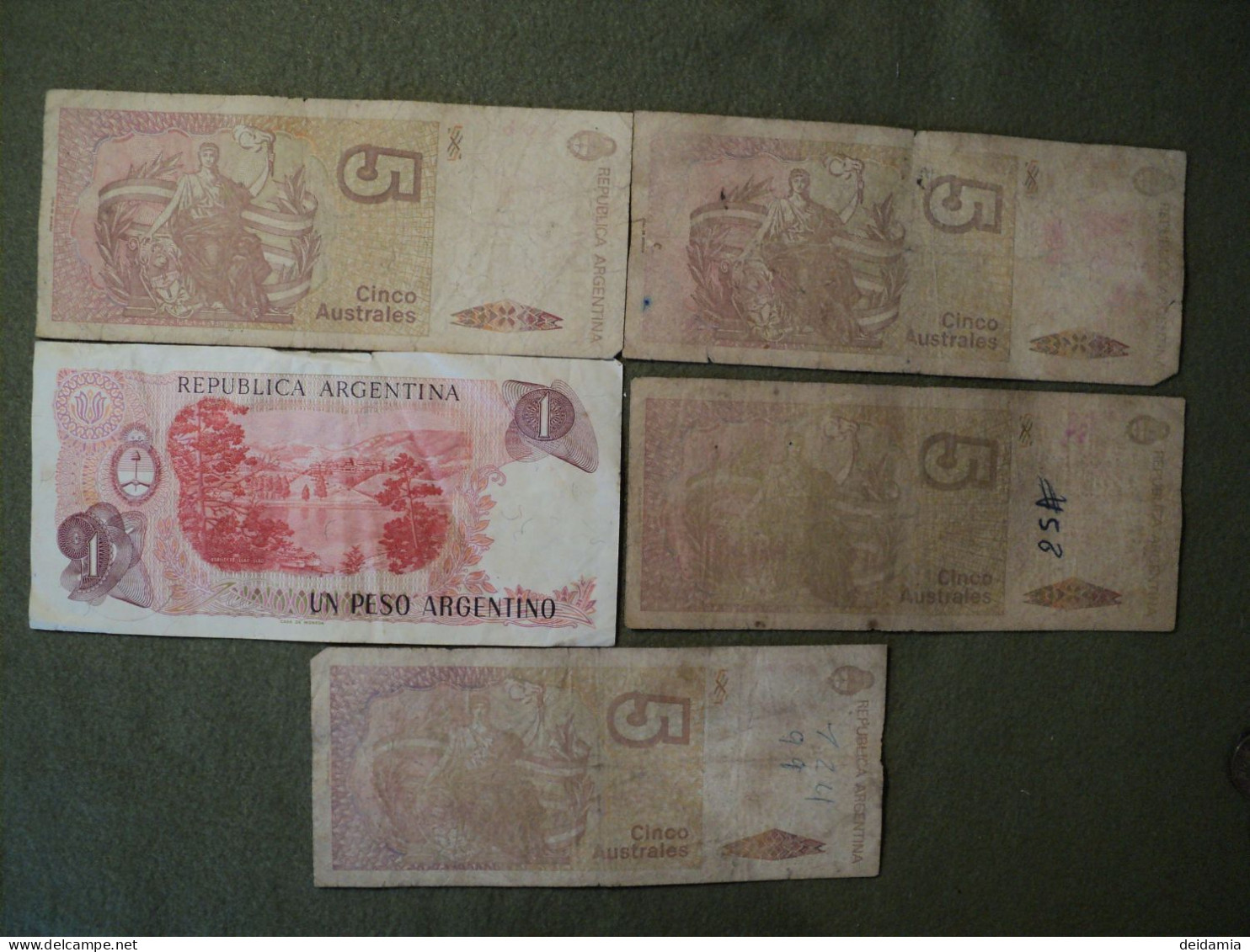 ARGENTINE. LOT DE 3 BILLETS DE BANQUE DIFFERENTS. 1983 / 1989 - Argentine