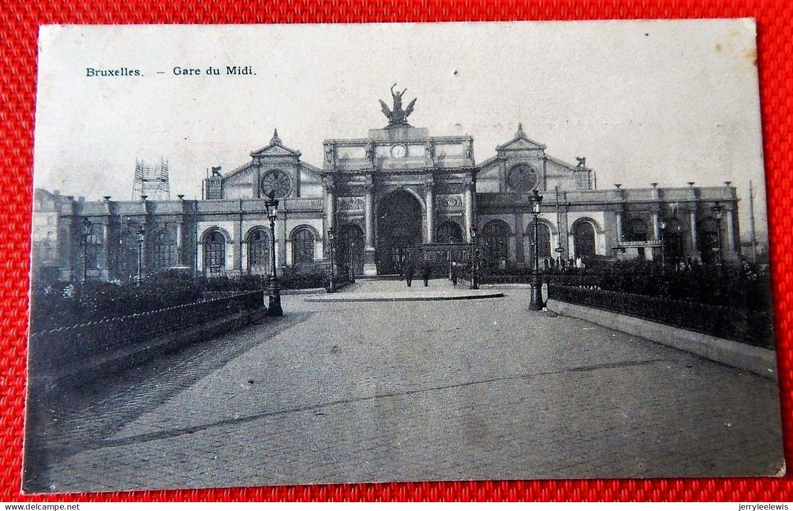 BRUXELLES  -  Gare Du Midi - Chemins De Fer, Gares