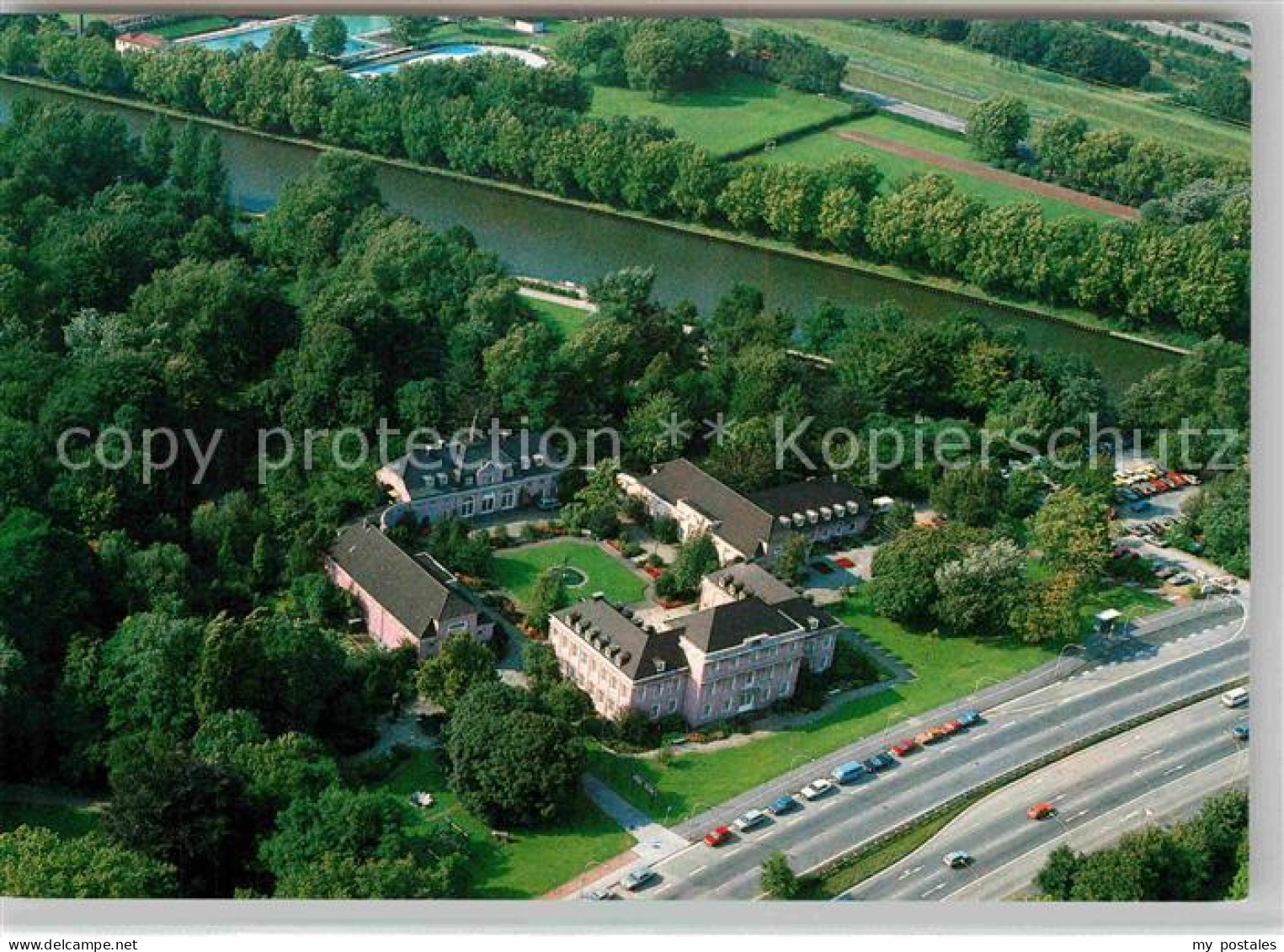 72726718 Oberhausen Schloss Oberhausen Fliegeraufnahme Oberhausen - Oberhausen