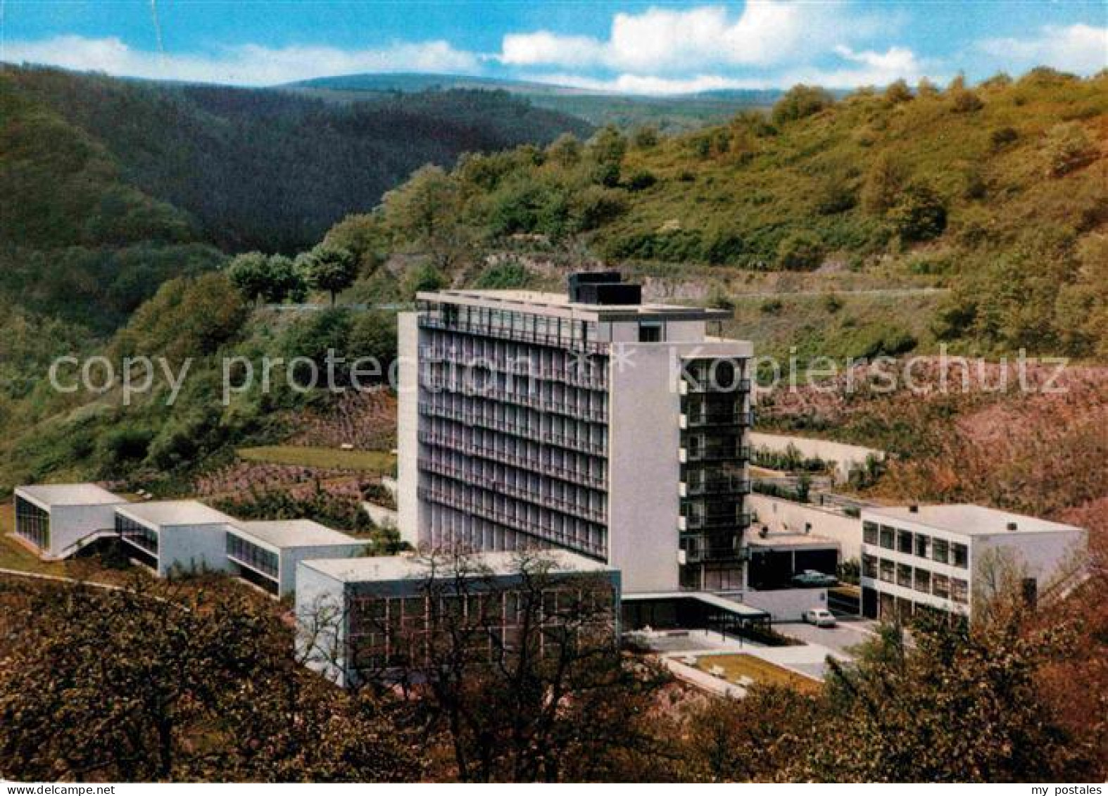 72725869 Manderscheid Eifel Eifelsanatorium Der LVA Fliegeraufnahme Manderscheid - Manderscheid