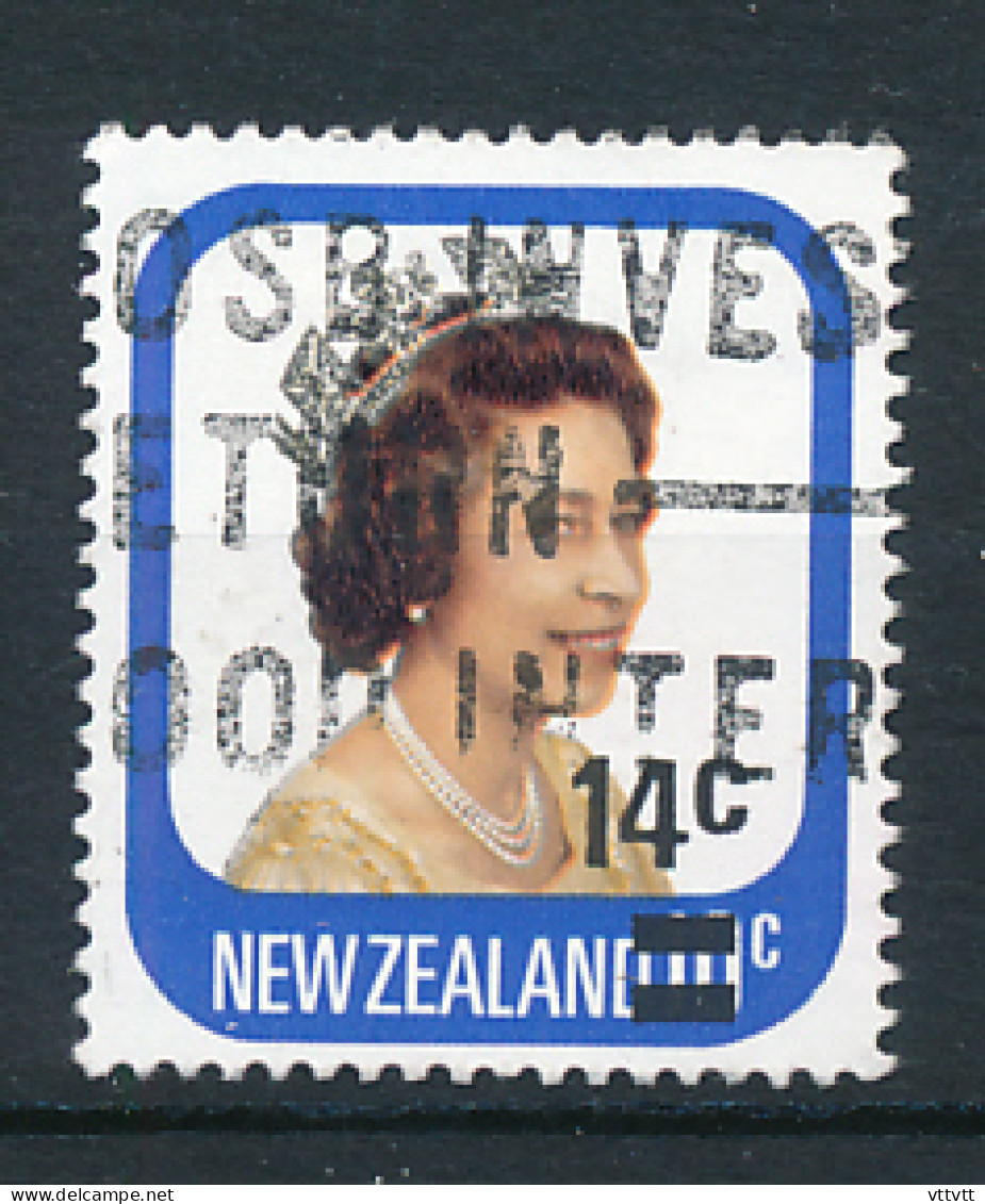 Timbre : NEW ZEALAND, NOUVELLE ZELANDE (1975), Queen Elizabeth II, 10c Surchargé 14 C, Oblitéré - Usados