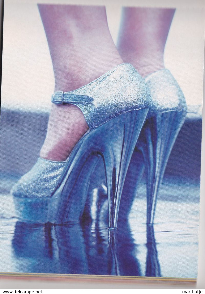 Postcardbook SHOES - 1998 - 28 IMAGES that Skip, Stride, and Strut through SHOE HISTORY