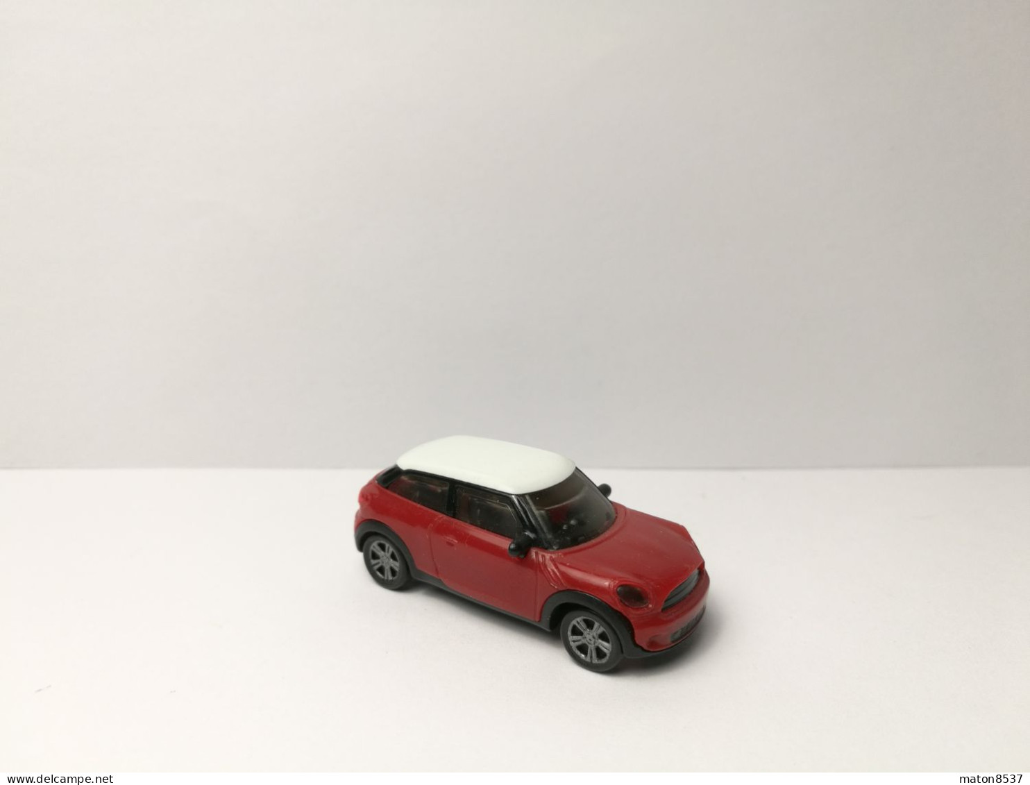 Kinder :  MPG FF171B   Sprinty - BMW - Mini 2016 - Mini Rot - Montabili