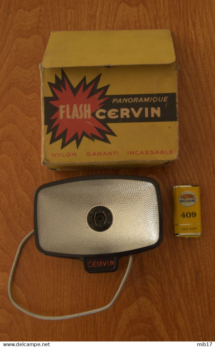 Flash Ancien CERVIN  Panoramique Avec Boite - Accessoire Photo - Matériel & Accessoires