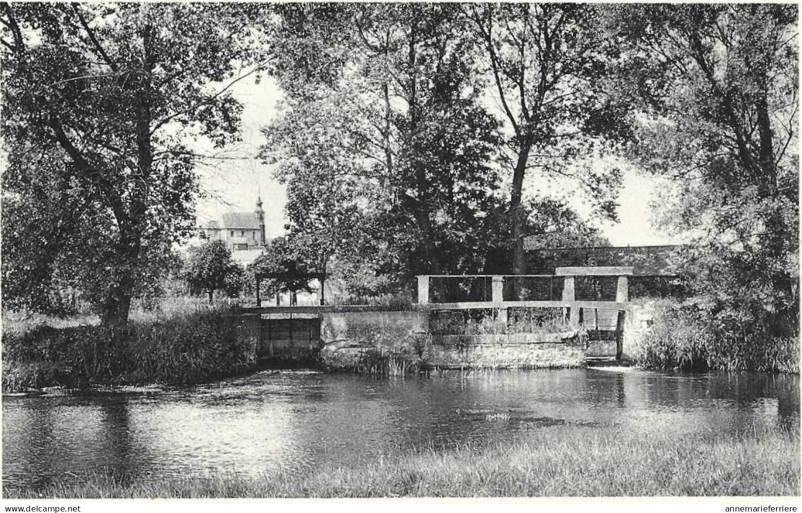 Aublain Les Vannes Du Moulin - Couvin