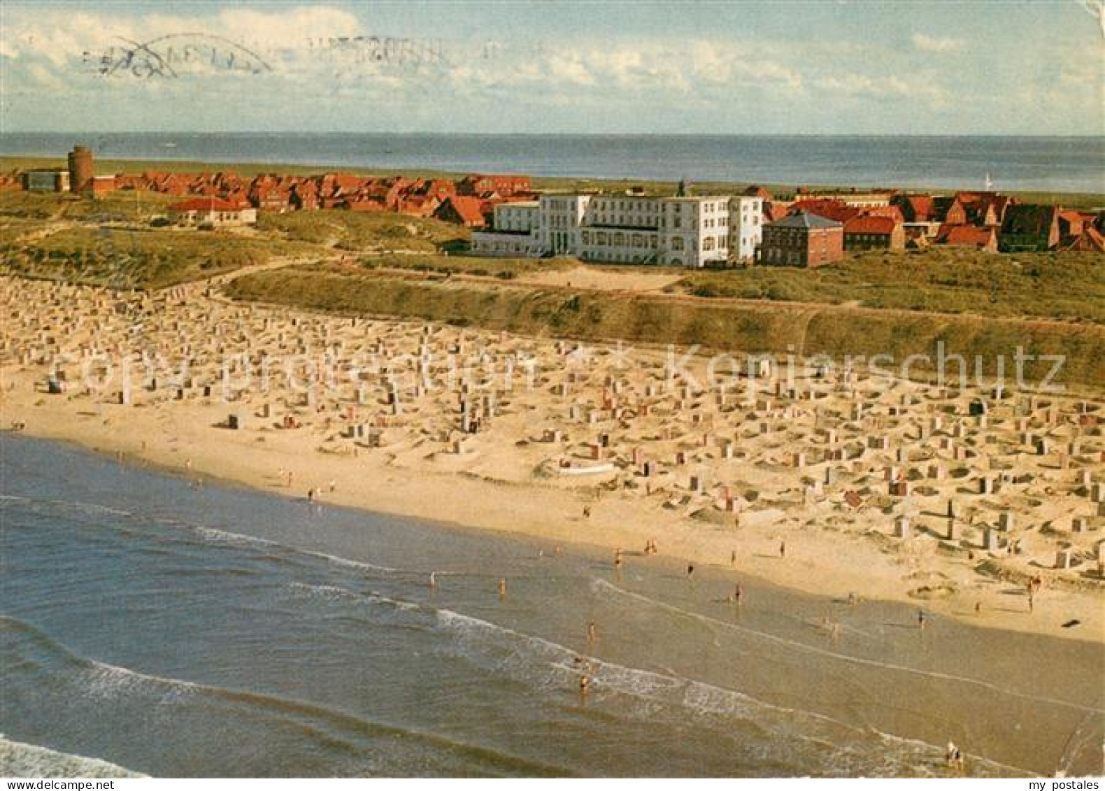 73715635 Juist Nordseebad Strand Mit Kurhaus Und Inseldorf Juist Nordseebad - Juist