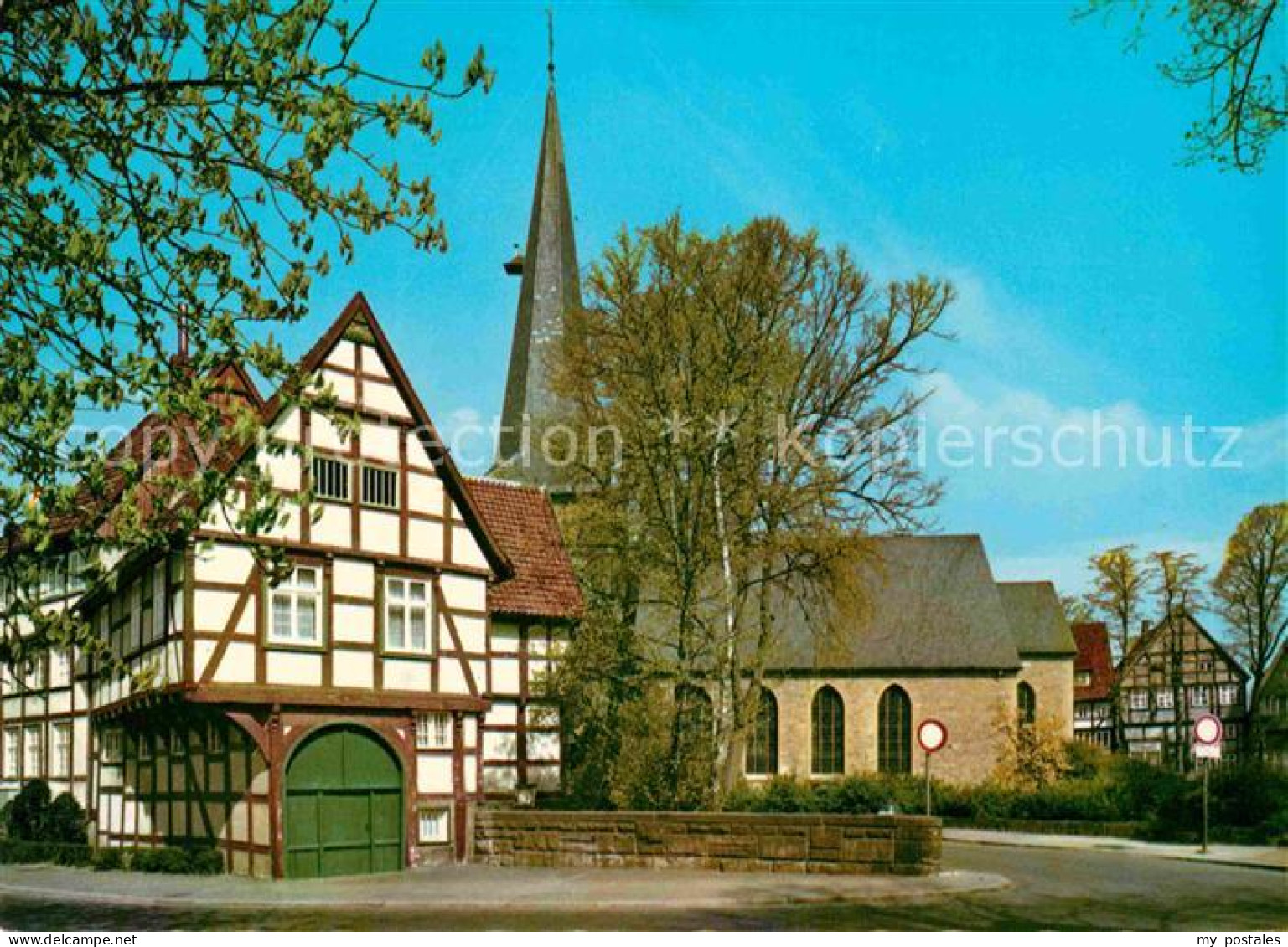 72806761 Guetersloh Partie Am Alten Kirchplatz Fachwerkhaus Kirche Guetersloh - Guetersloh