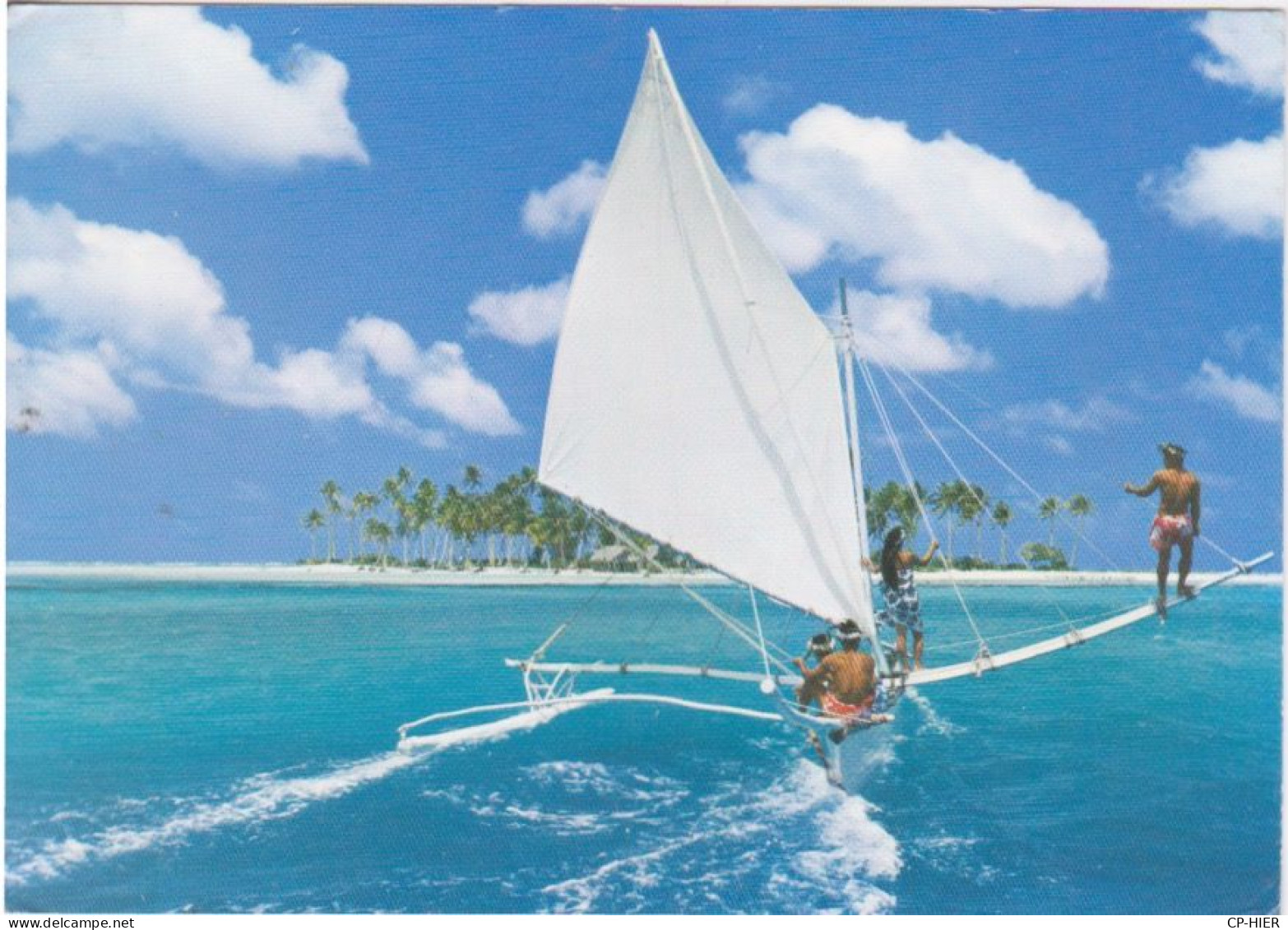 POLYNESIE FRANCAISE - BORA BORA -  PIROGUE A VOILE  DEVANT MOTU TAPU A BORA BORA - Polynésie Française