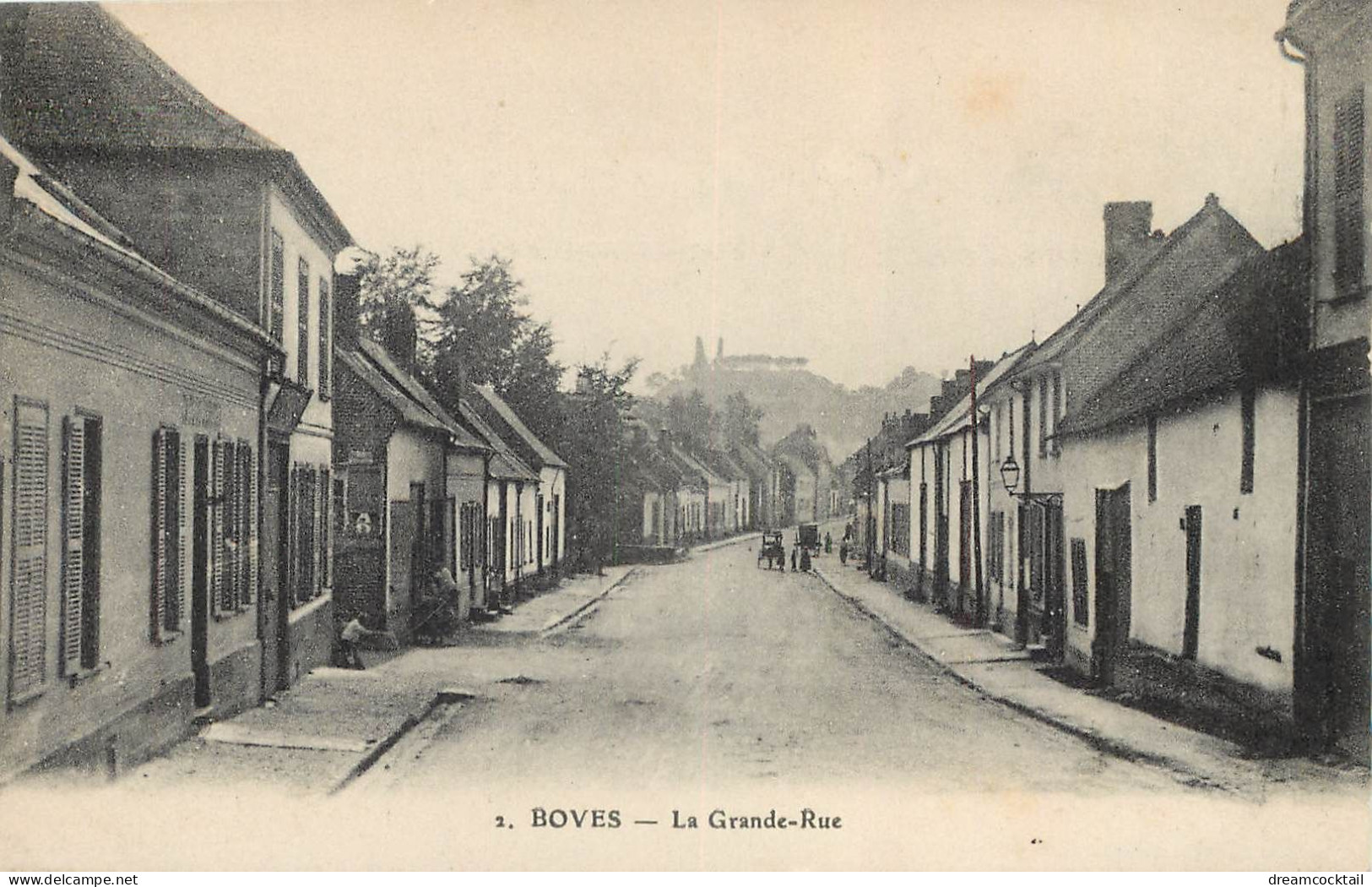 (SERGE) 80 BOVES. La Grande Rue Comme Neuve... - Boves