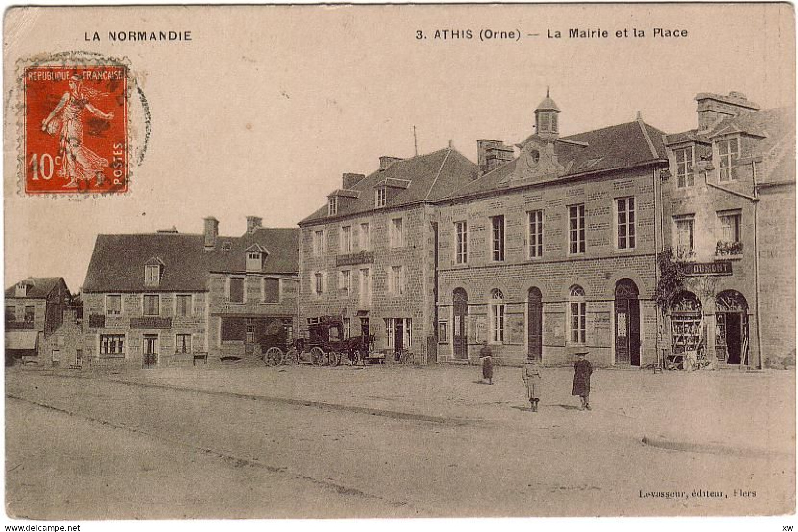 ATHIS De-l'ORNE -61- La Mairie Et La Place - D 2639 - Athis De L'Orne