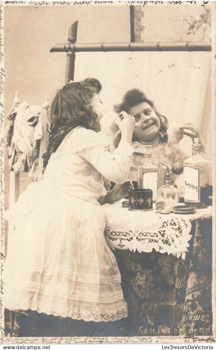 ENFANTS - Un Enfant Devant Le Miroir - Carte Postale Ancienne - Portraits