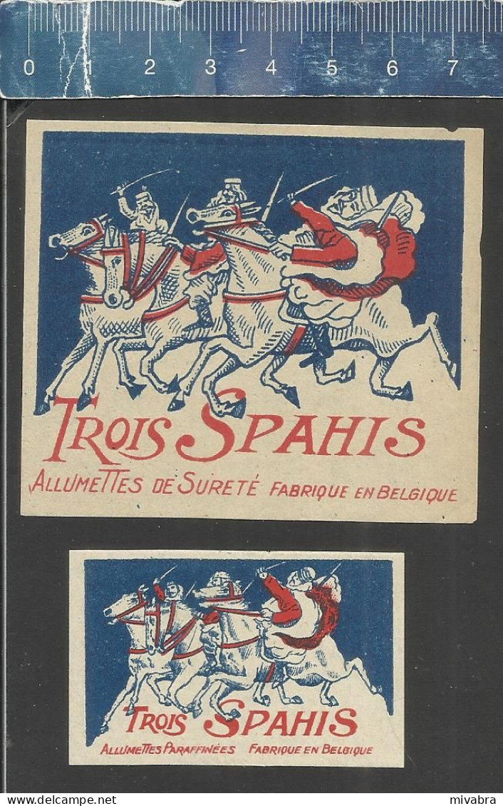 TROIS SPAHIS - FABRIQUÉ EN BELGIQUE -  OLD MATCHBOX LABELS MADE IN BELGIUM - Boites D'allumettes - Etiquettes