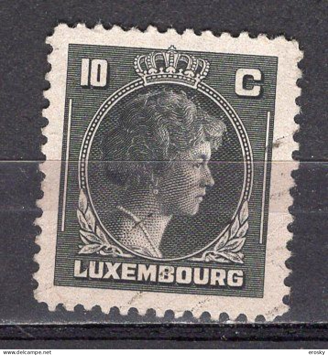 Q3022 - LUXEMBOURG Yv N°335 - 1944 Charlotte Rechterzijde