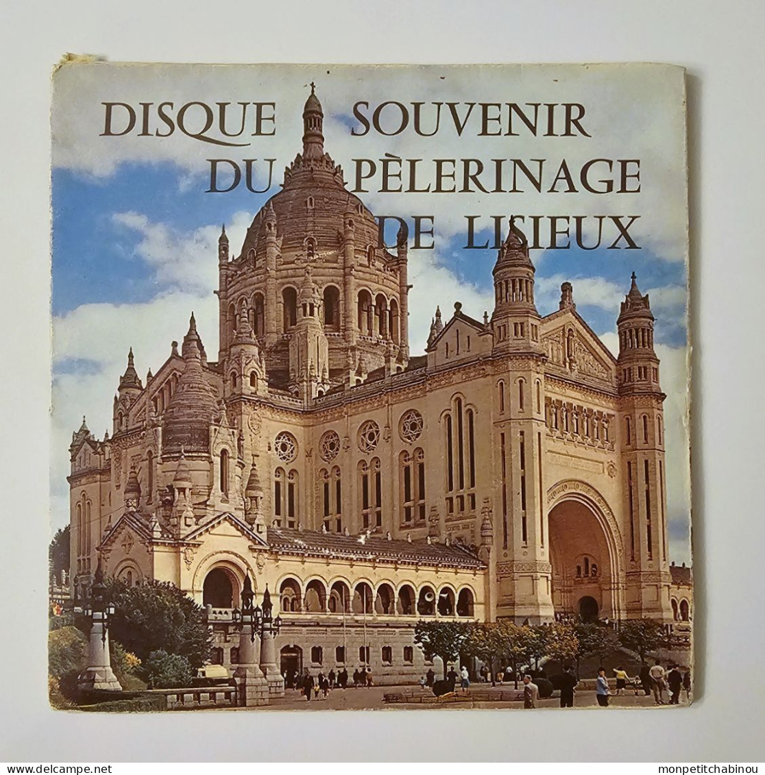 33T 1/3 Disque-Souvenir Du Pélerinage De LISIEUX - Canciones Religiosas Y  Gospels